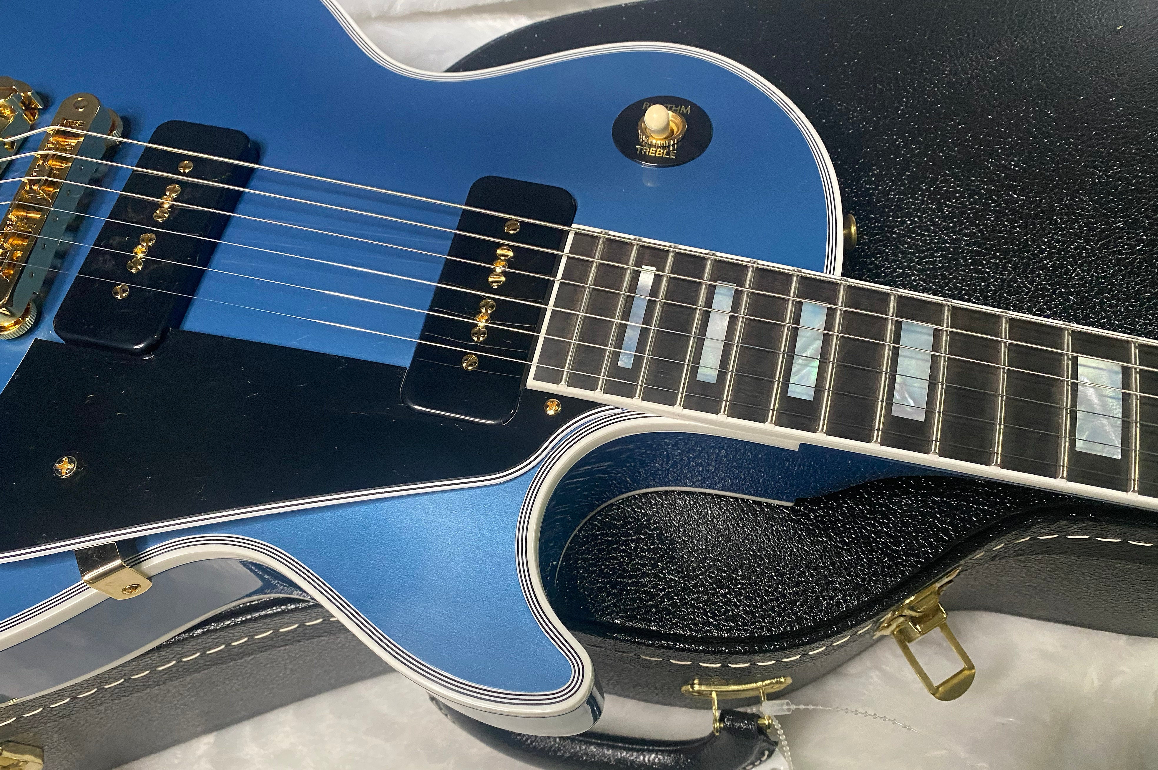 NEW! Gibson Les Paul Custom - Dealer Select - P90 Pick-Ups - Pelham Blue VOS - Custom Shop M2M - Authorized Dealer - Only 8.9lbs!! - G07163