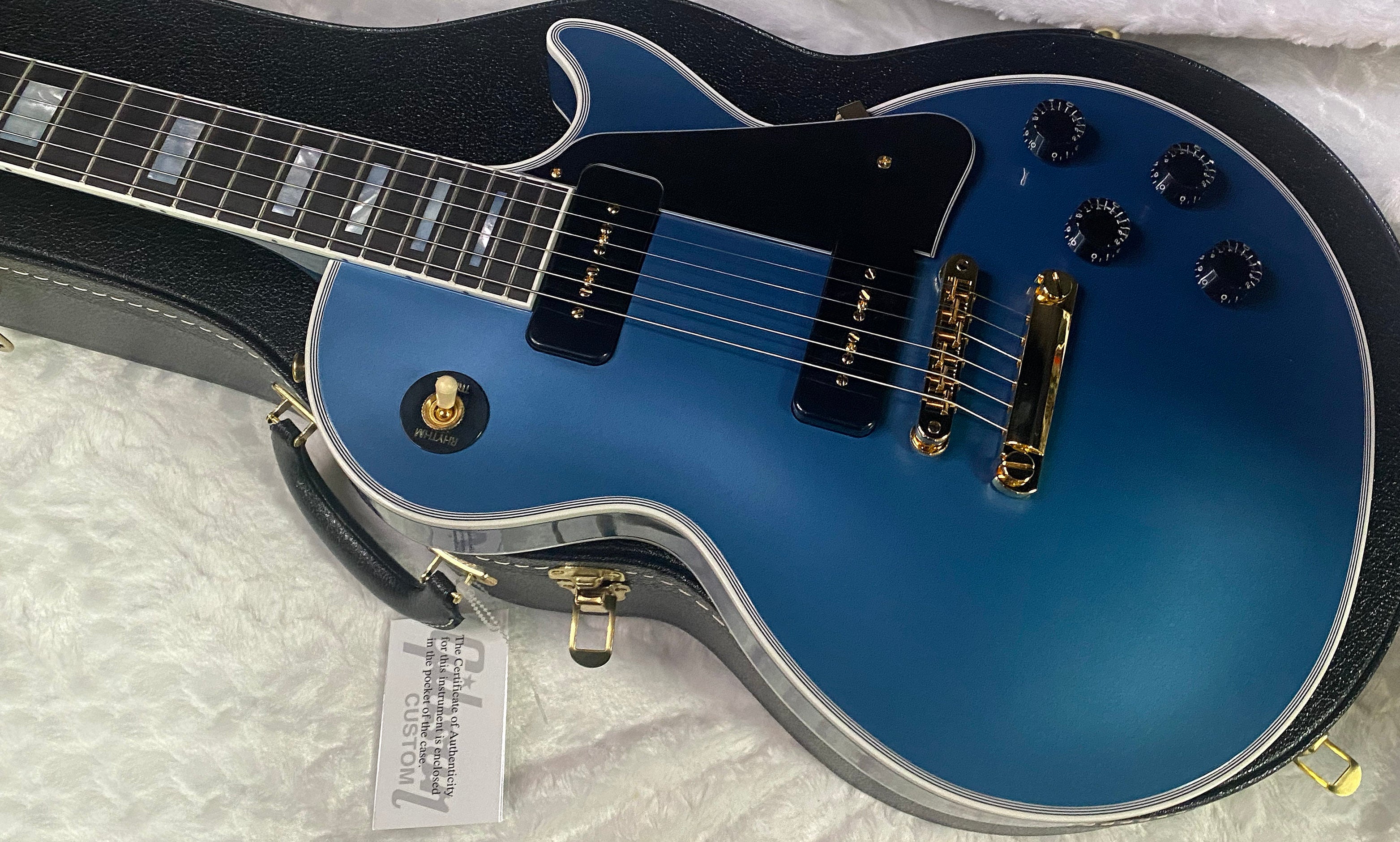 NEW! Gibson Les Paul Custom - Dealer Select - P90 Pick-Ups - Pelham Blue VOS - Custom Shop M2M - Authorized Dealer - Only 8.9lbs!! - G07163
