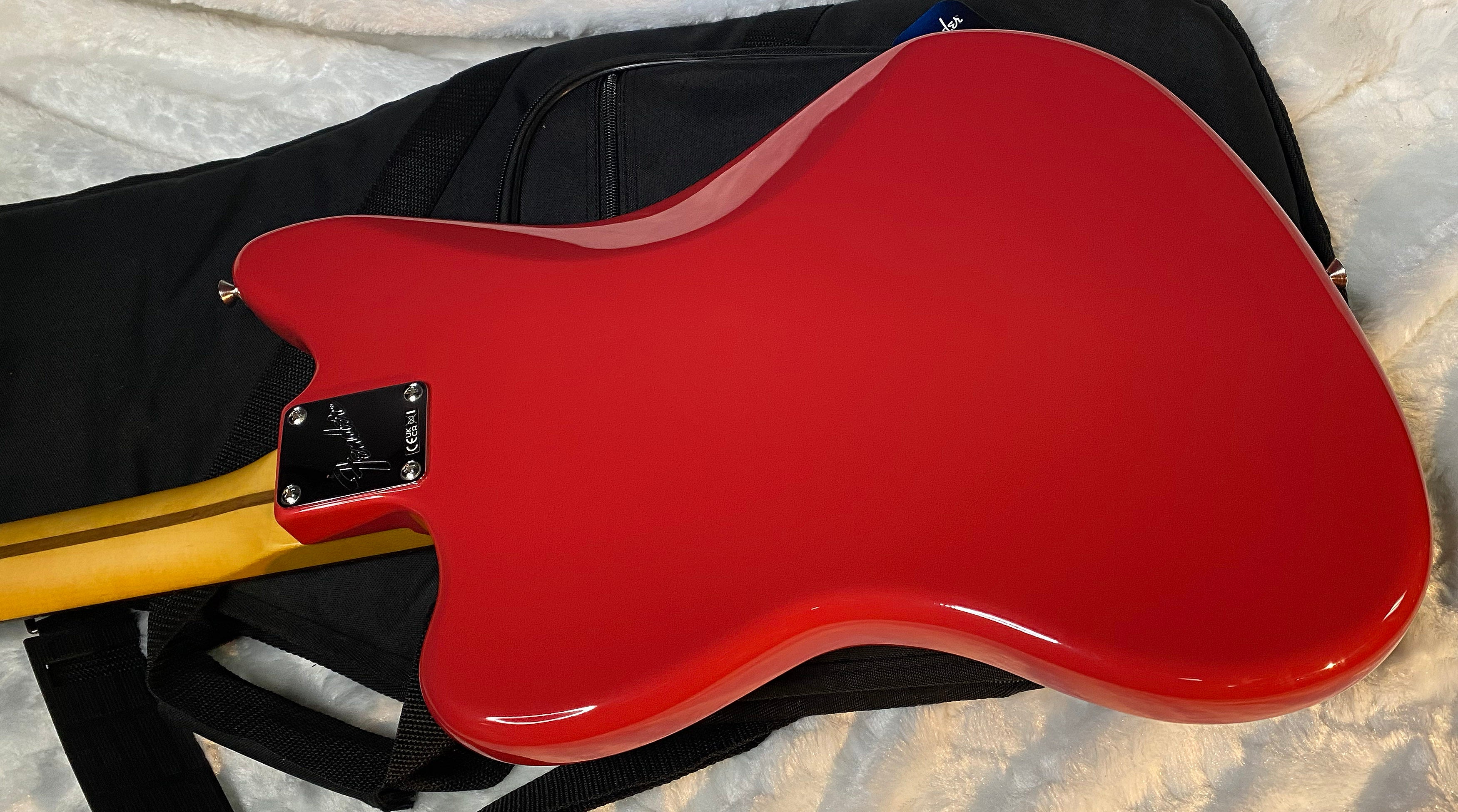 NEW! Fender American Professional Classic Jazzmaster - Faded Dakota Red - Authorized Dealer - G06528