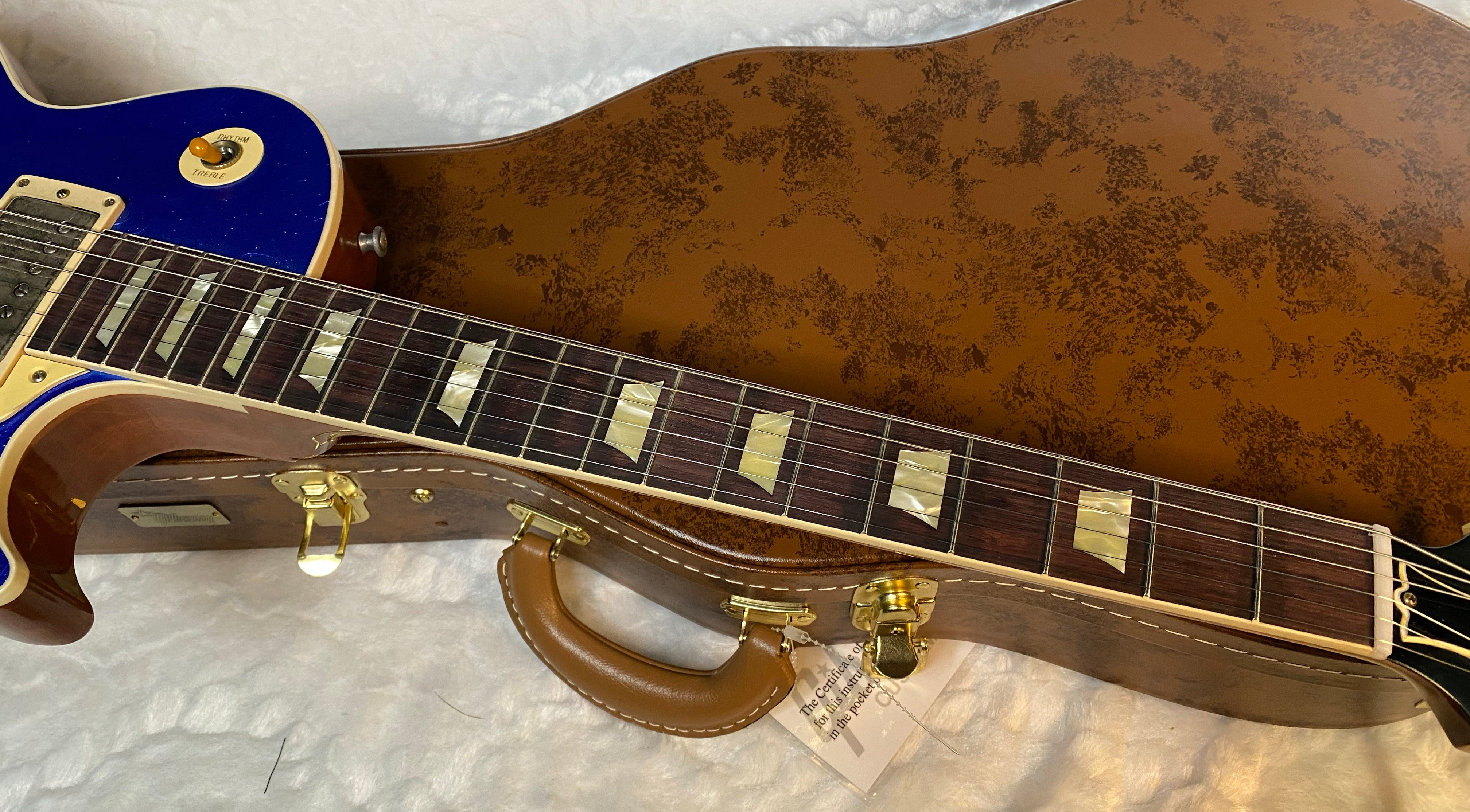 NEW! Gibson Custom Shop Dealer Select Murphy Lab '57 Les Paul Blue Sparkle Ultra Light Aged - Authorized Dealer - 8.6 lbs - G05056