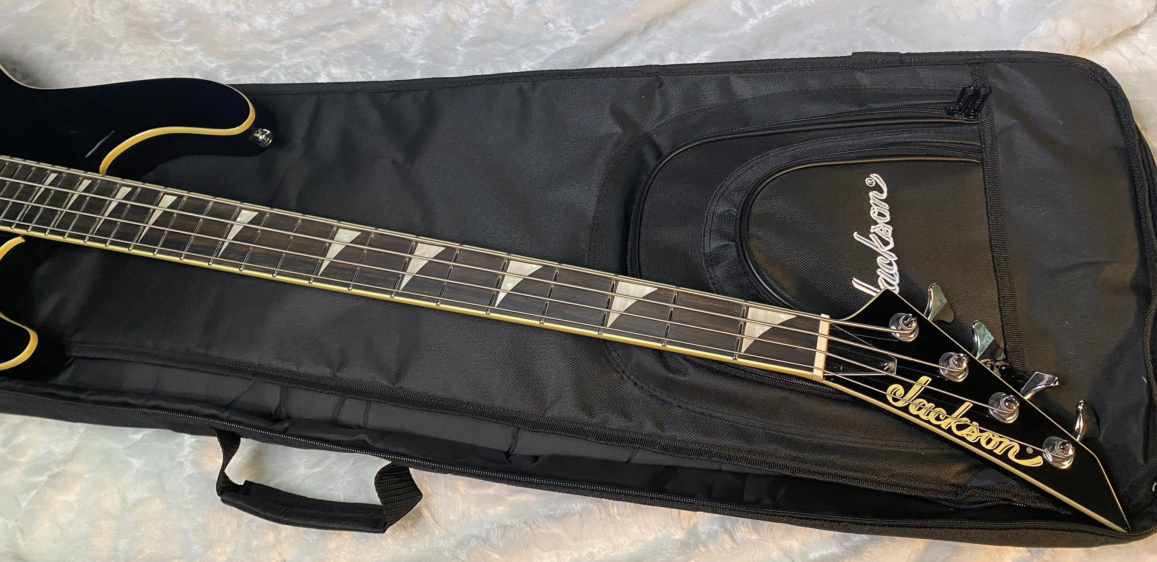 NEW! Jackson Pro Plus Limited Edition Pure Metal Concert Bass CB1A - Gloss Black - Gig Bag - Authorized Dealer - G06542
