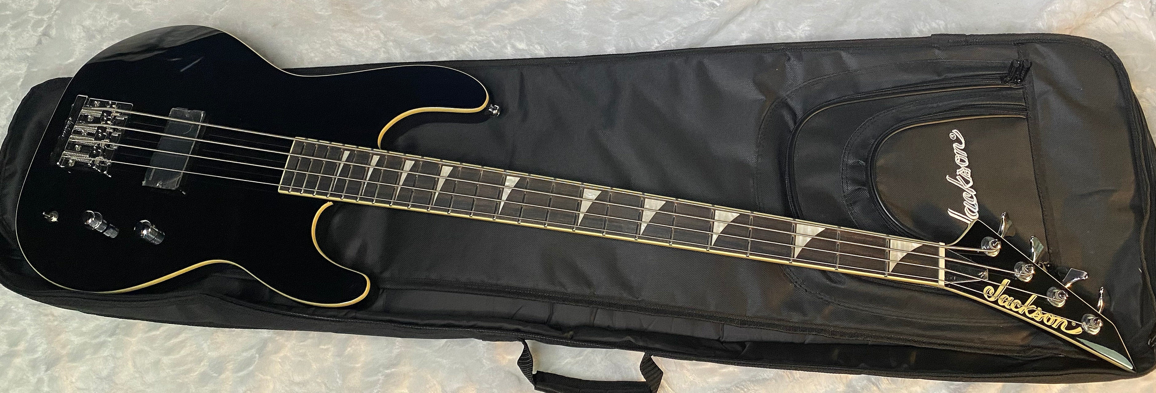 NEW! Jackson Pro Plus Limited Edition Pure Metal Concert Bass CB1A - Gloss Black - Gig Bag - Authorized Dealer - G06542