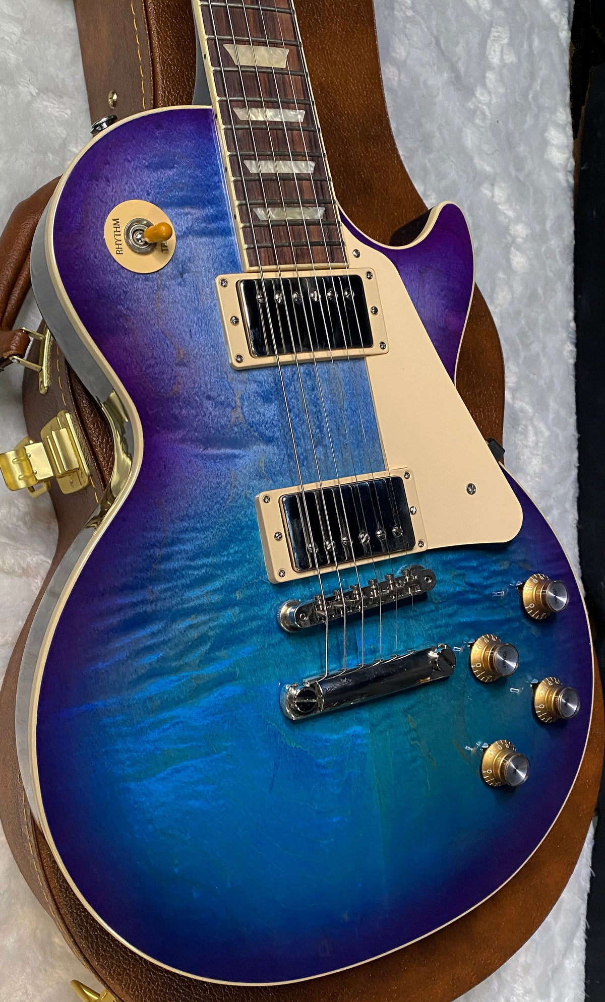 NEW! Gibson Les Paul Standard '60s Blueberry Burst - Authorized Dealer - 9.6 lbs - G07885