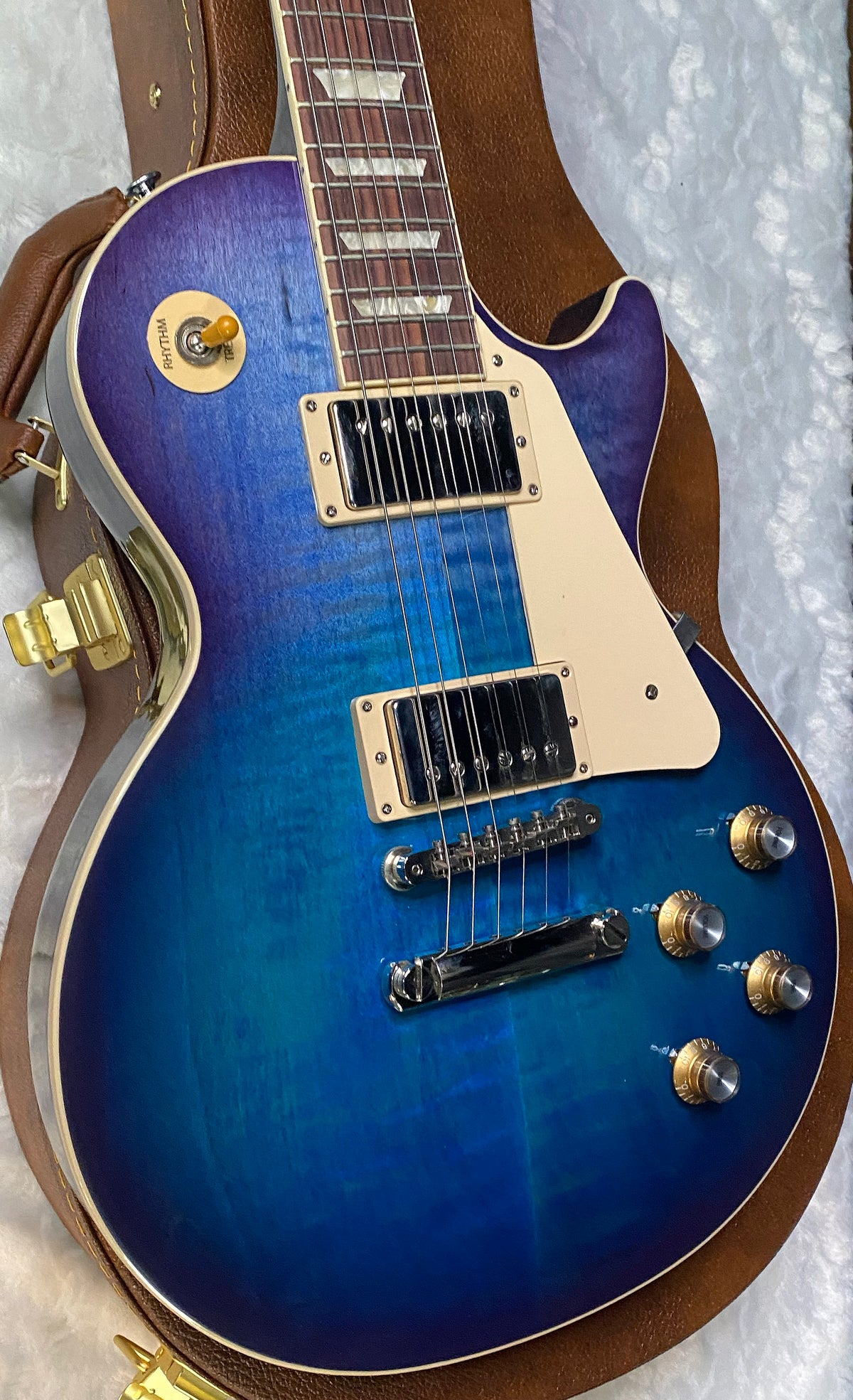 NEW! Gibson Les Paul Standard '60s Blueberry Burst - Authorized Dealer - 9.1 lbs - G07881