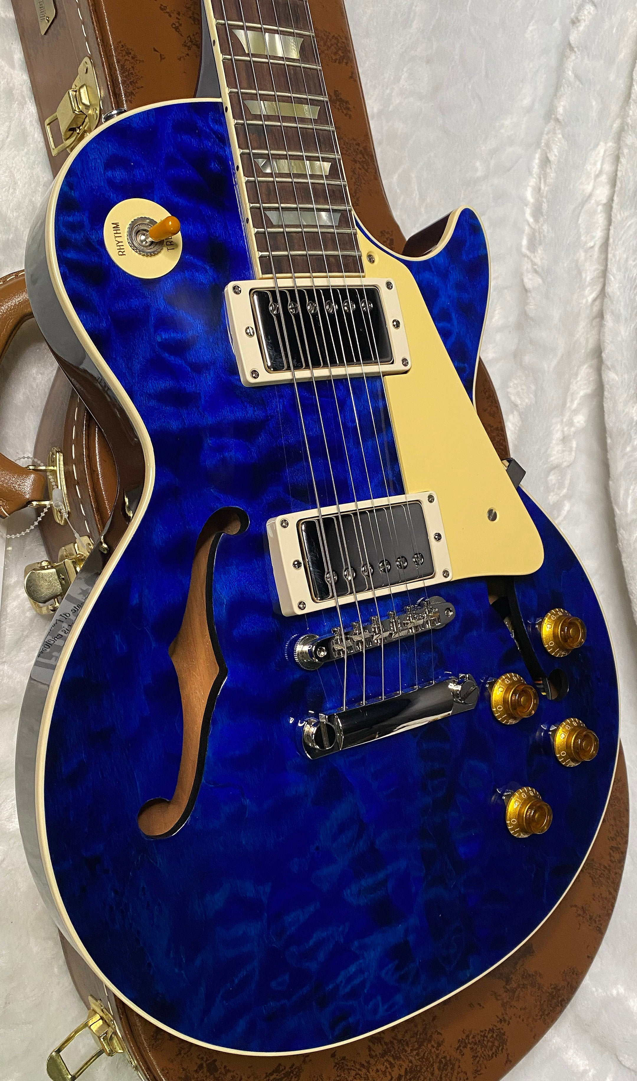 NEW ! Gibson Custom Shop 1959 Les Paul - Blue Gloss Finish - Hand Picked AAAA Quilt Maple Top - F-Holes - One Off! Super RARE! Authorized Dealer - Only 7.2lbs - G07178