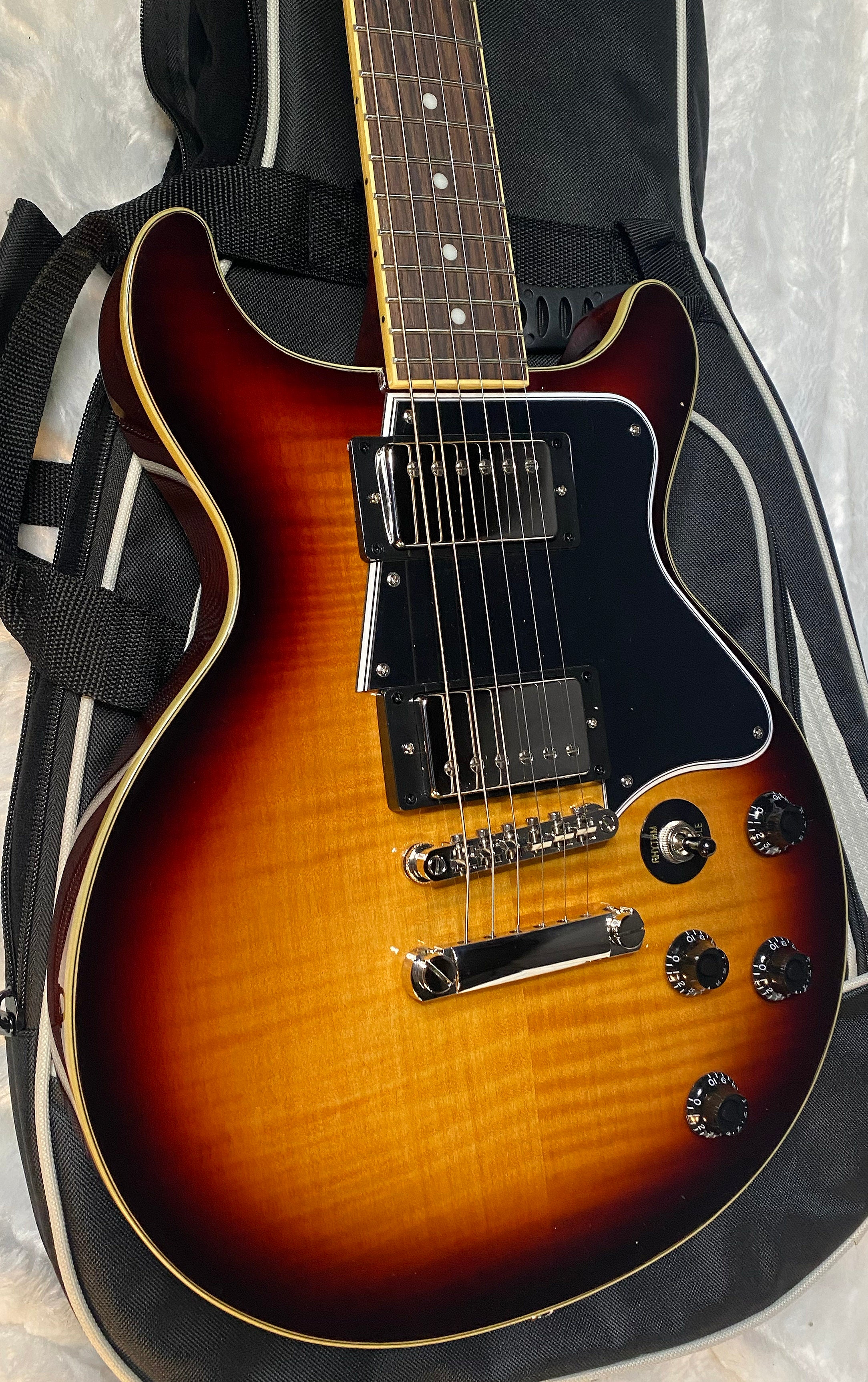 NEW! Epiphone Les Paul Special Double Cut Figured - Bourbon Burst - 7.4lbs - Authorized Dealer - G06477