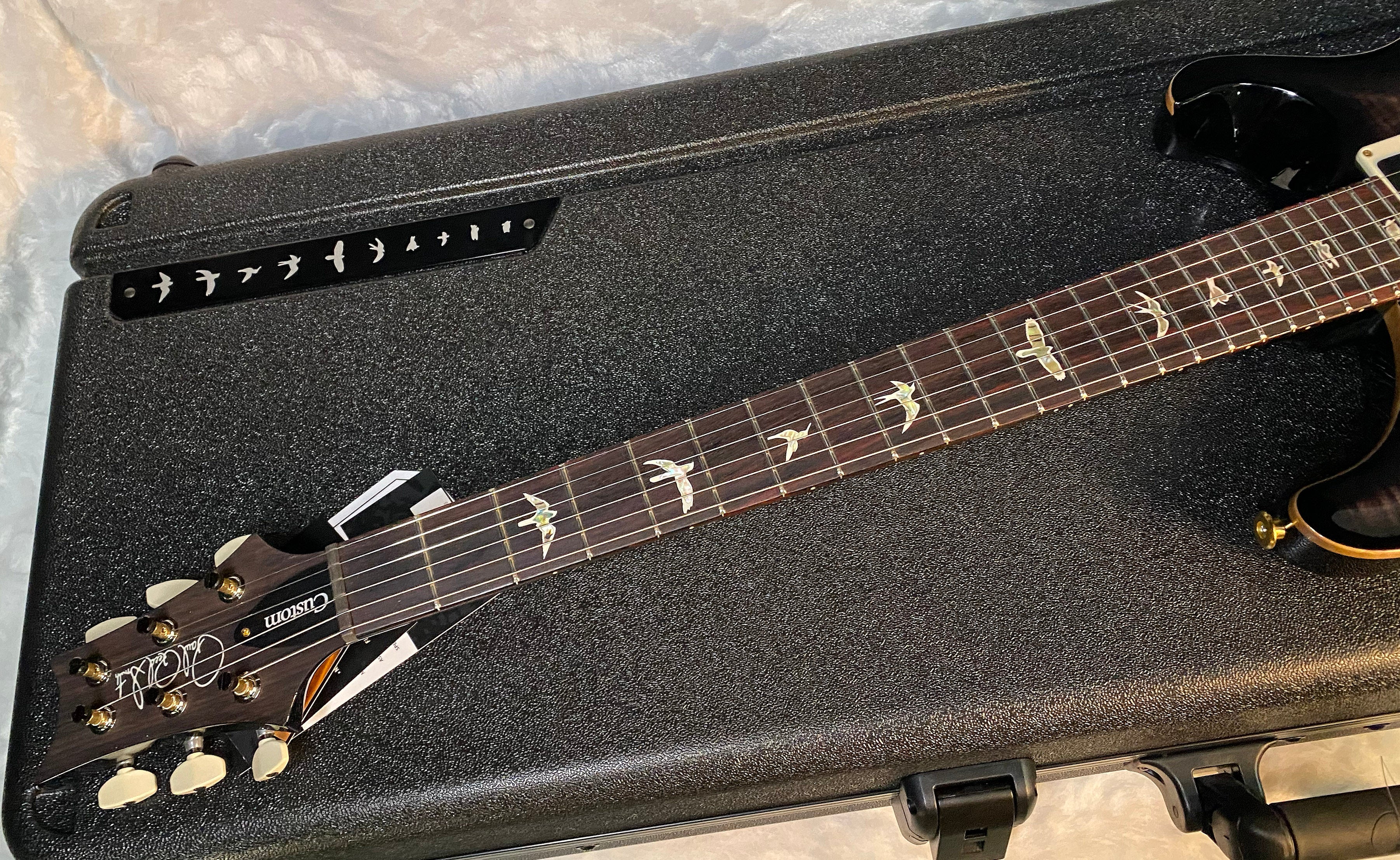 NEW! PRS Custom 24 - Paul Reed Smith - 10-Top ! Incredible Flame Top - Purple Iris Finish - Authorized Dealer - 7.4 lbs - G05093