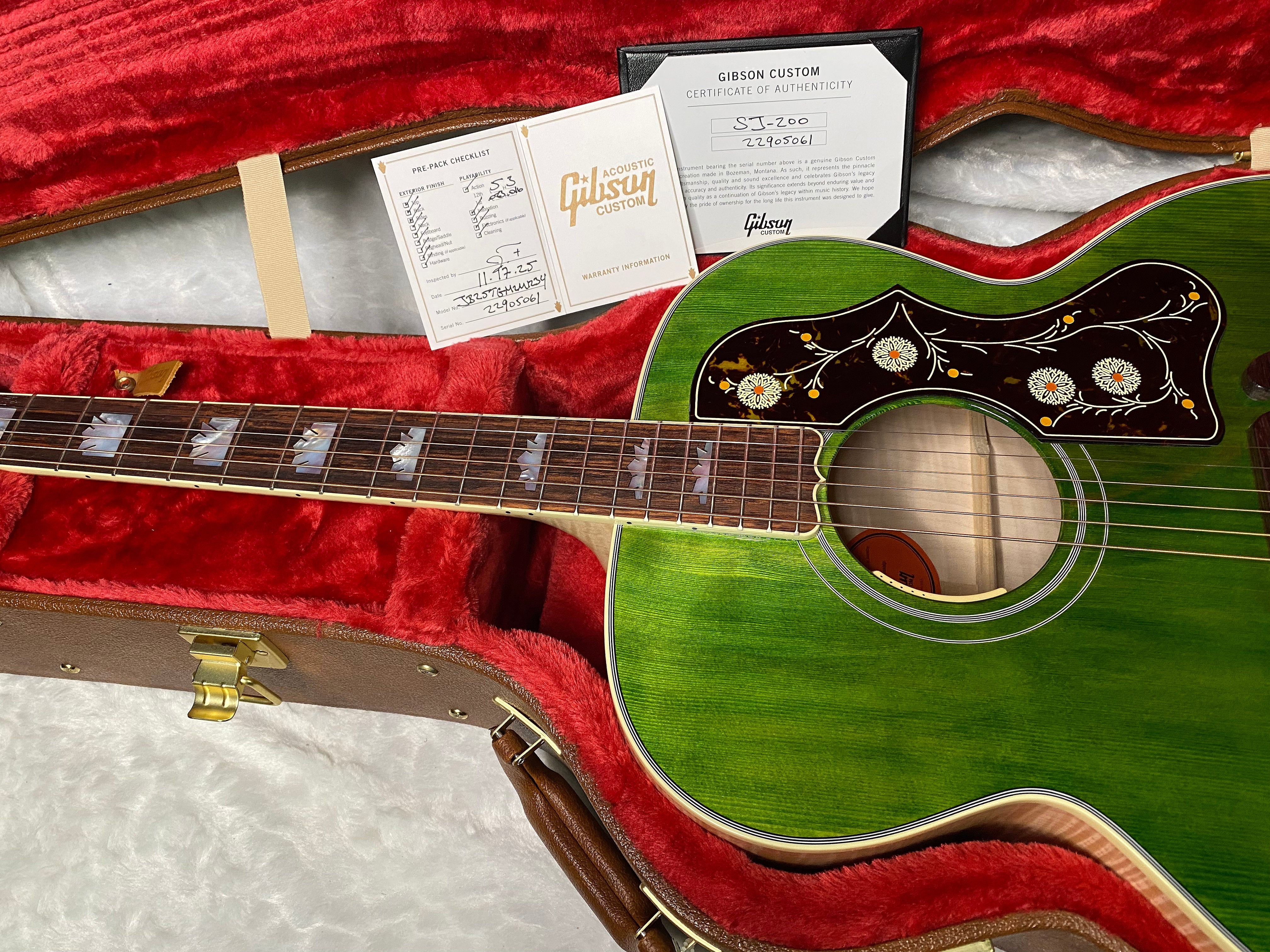 NEW ! Gibson SJ-200 Standard - Custom Shop - Dealer Select - Super RARE - Green Top - Authorized Dealer - AAAAA Flamed Natural Maple Back & Sides - G07203