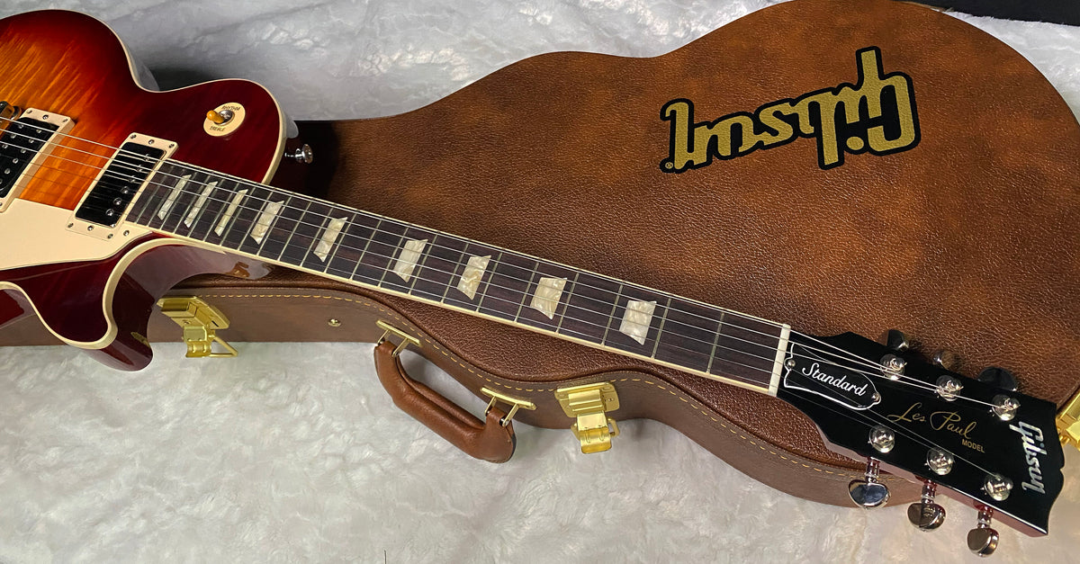 NEW ! Gibson Les Paul Standard '60s - KILLER AAA Flame - Factory Sunburst (custom shop finish) - Bizarre Guitar Limited Edition - .9.2lbs - Authorized Dealer - G07956