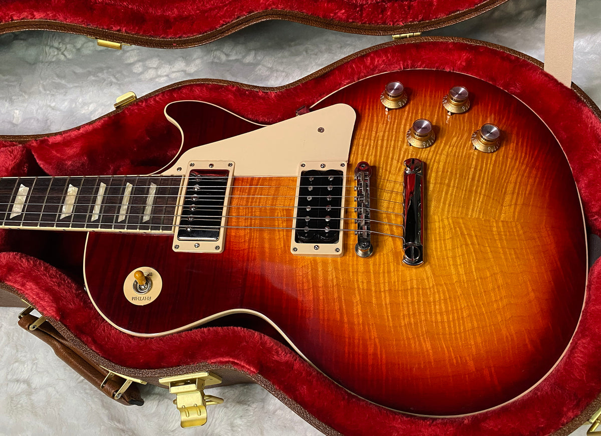 NEW ! Gibson Les Paul Standard '60s - KILLER AAA Flame - Factory Sunburst (custom shop finish) - Bizarre Guitar Limited Edition - .9.2lbs - Authorized Dealer - G07956
