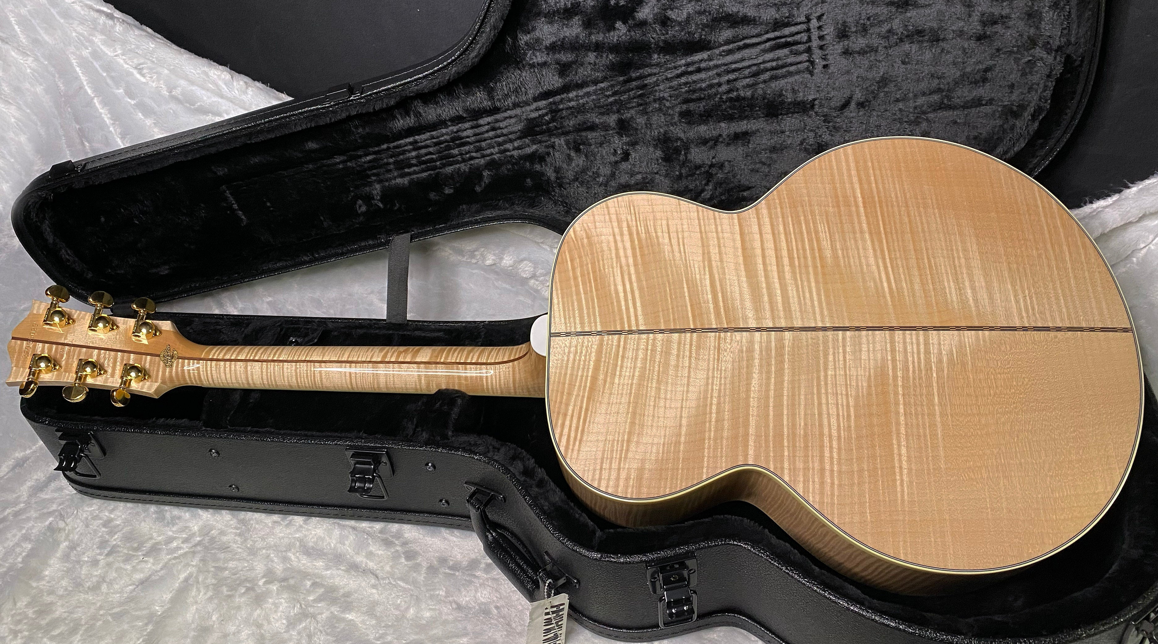 NEW ! Gibson SJ-200 Standard - Custom Shop - Dealer Select - Super RARE - Blue Top - Authorized Dealer - AAAAA Flamed Natural Maple Back & Sides - G07206
