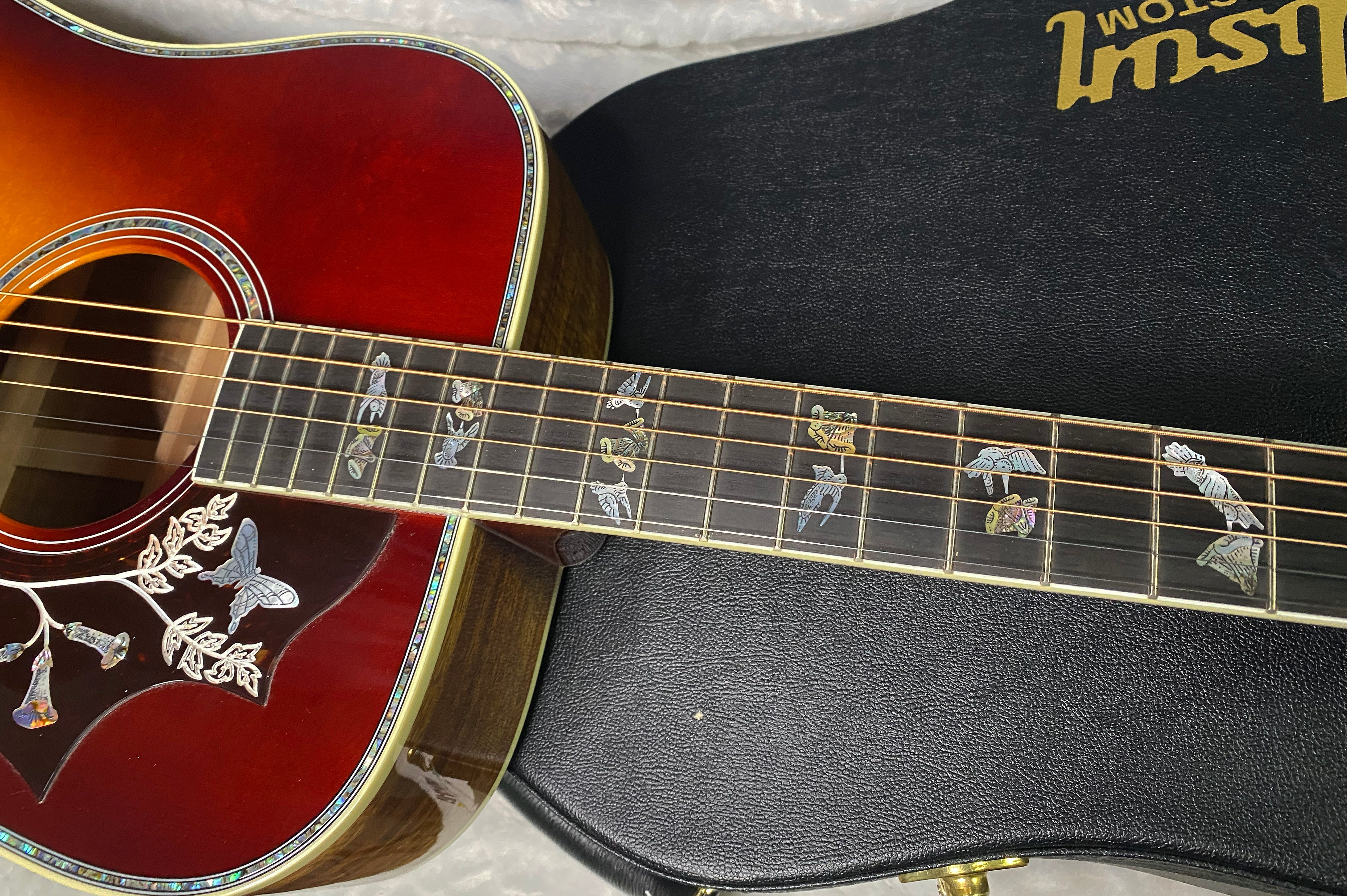 NEW! Gibson Hummingbird Custom Koa - Dealer Select - Autumnburst - Authorized Dealer - Custom Shop - 4.85 lbs - G07194