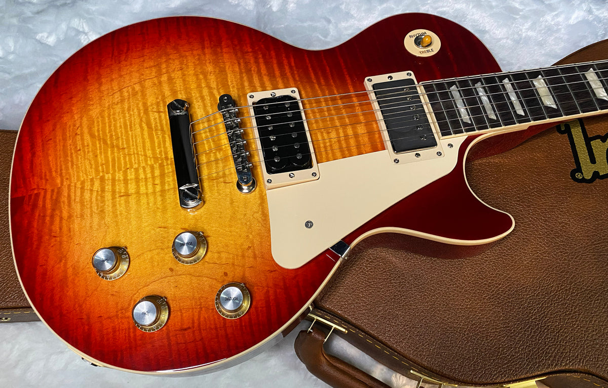 NEW ! Gibson Les Paul Standard '60s - KILLER AAA Flame - Factory Sunburst (custom shop finish) - Bizarre Guitar Limited Edition - .9.3lbs - Authorized Dealer - G07904