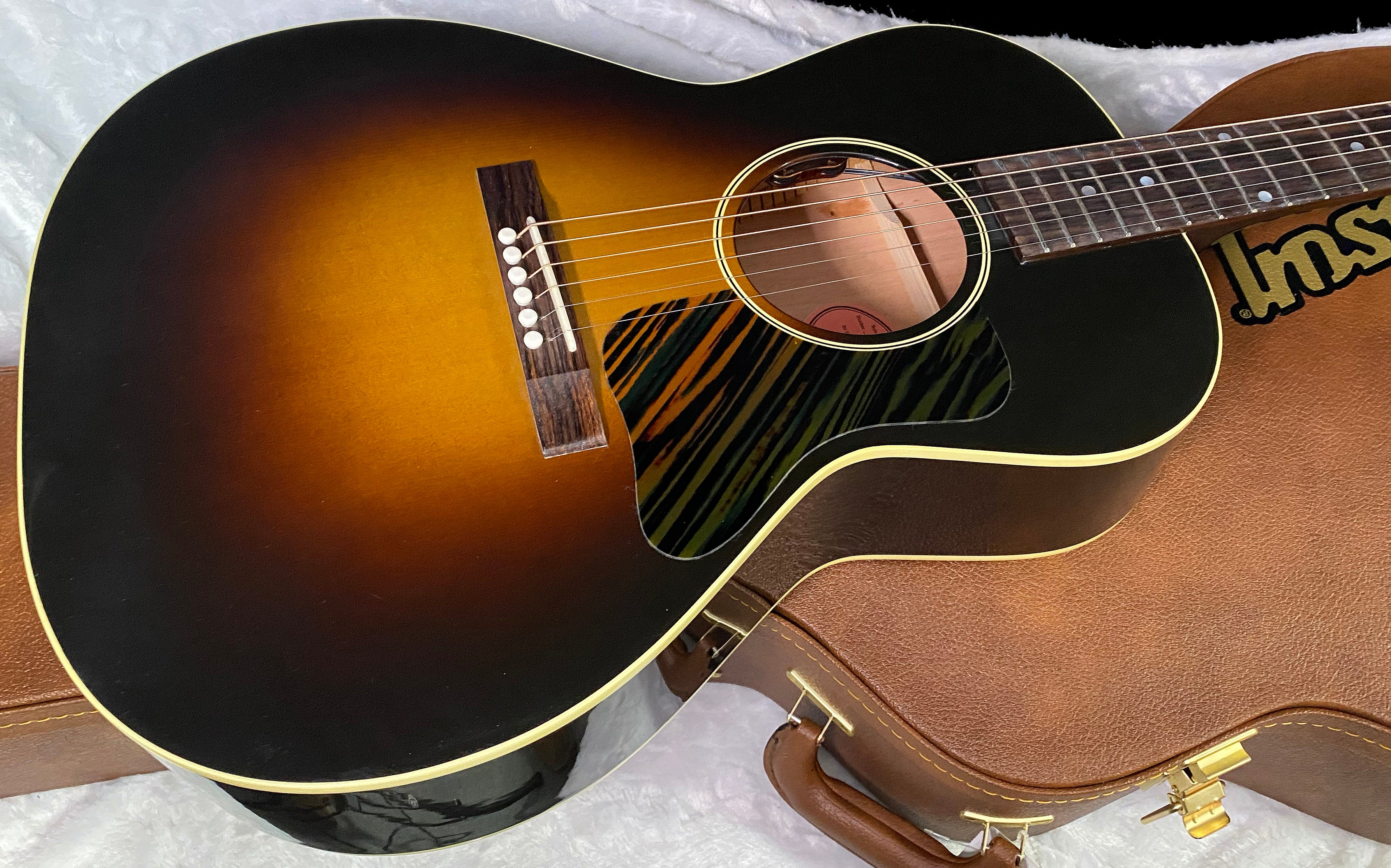 NEW ! Gibson L-00 Original - Vintage Sunburst - Authorized Dealer - In-Stock! Only 3.85 lbs! - G07190