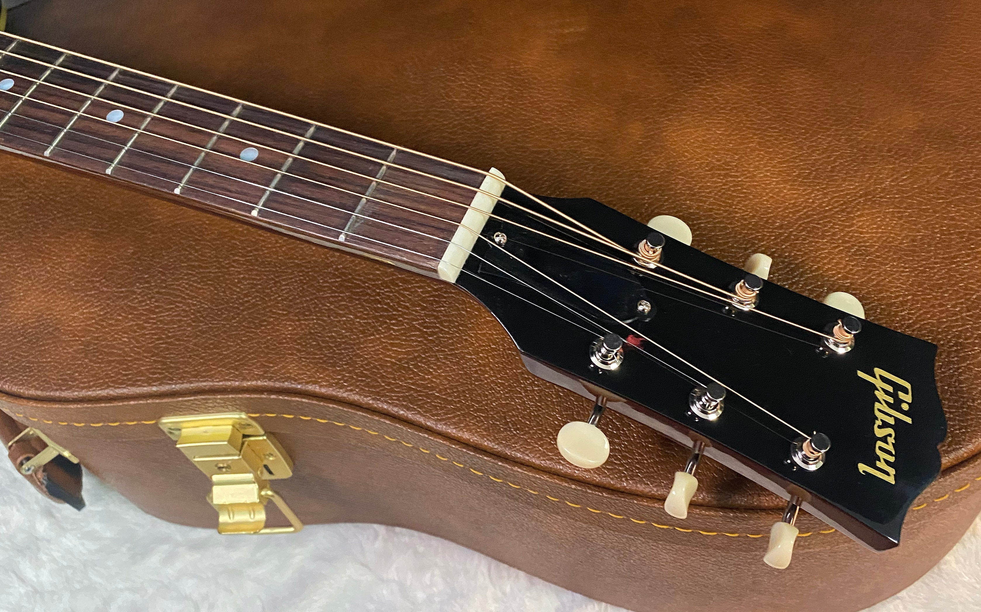 NEW ! Gibson '50s J-45 Original - Vintage Sunburst - 4.5 lbs - Authorized Dealer - G07189