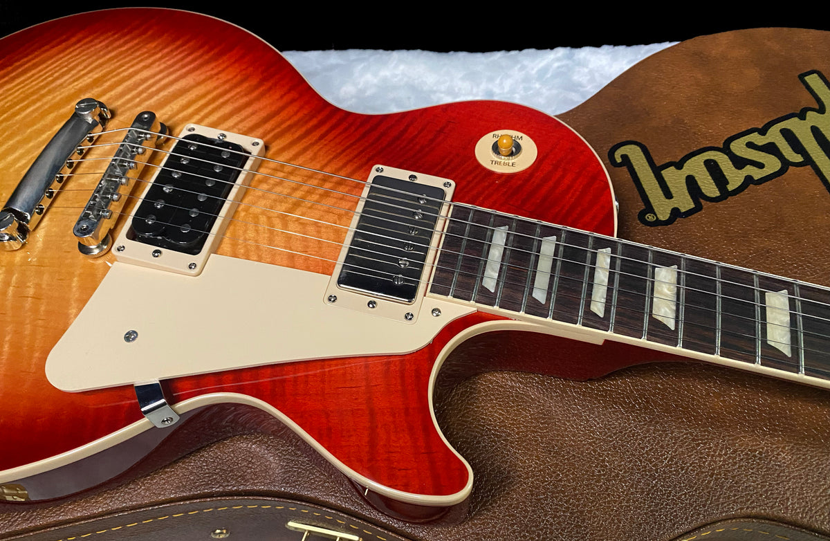 NEW ! Gibson Les Paul Standard '60s - KILLER AAA Flame - Factory Sunburst (custom shop finish) - Bizarre Guitar Limited Edition - .9.1lbs - Authorized Dealer - G07957