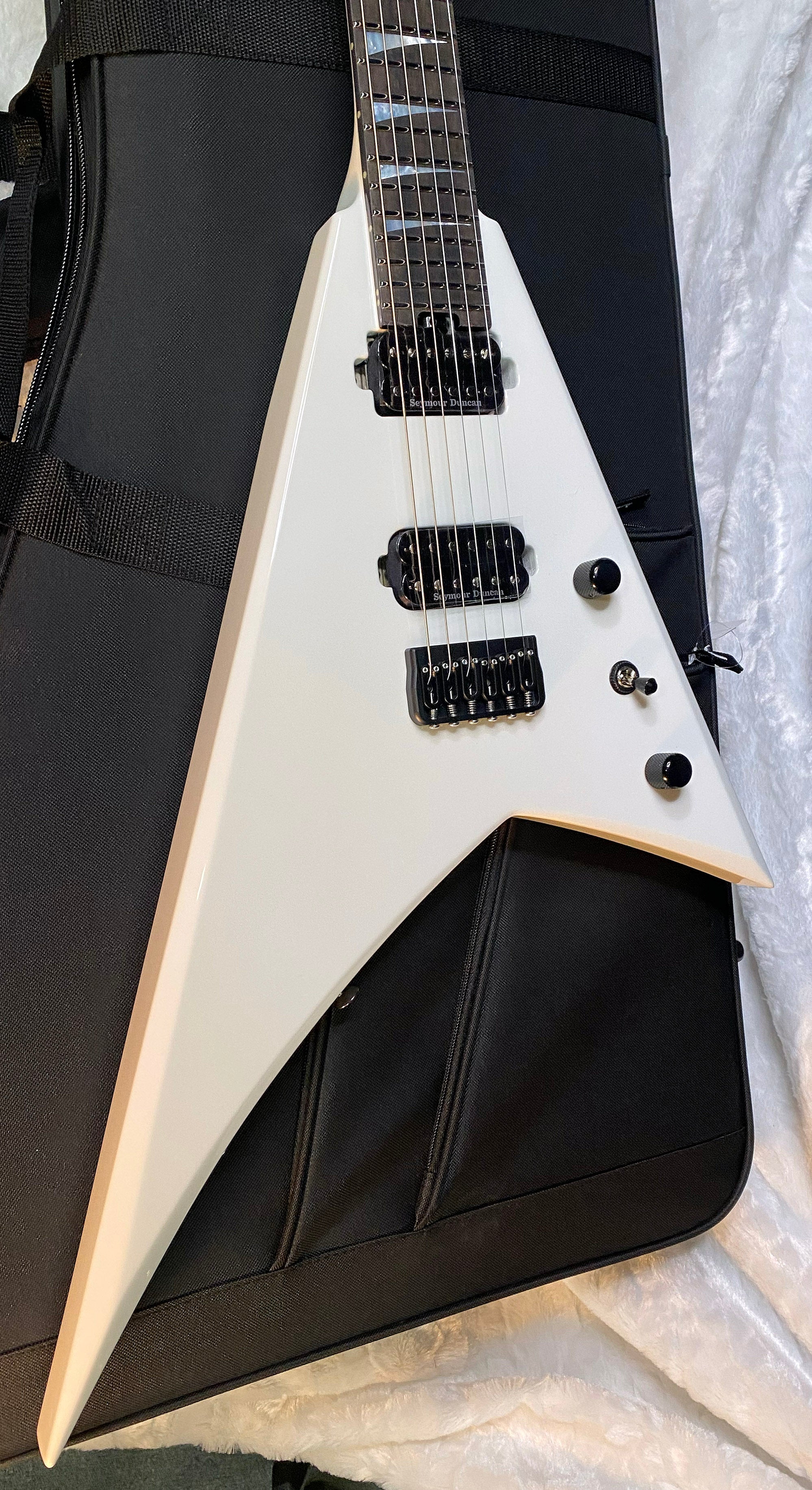 NEW! Jackson American Series Rhoads RR24 HT - Hard Tail - Ebony Fingerboard - Snow White - Authorized Dealer - G06539