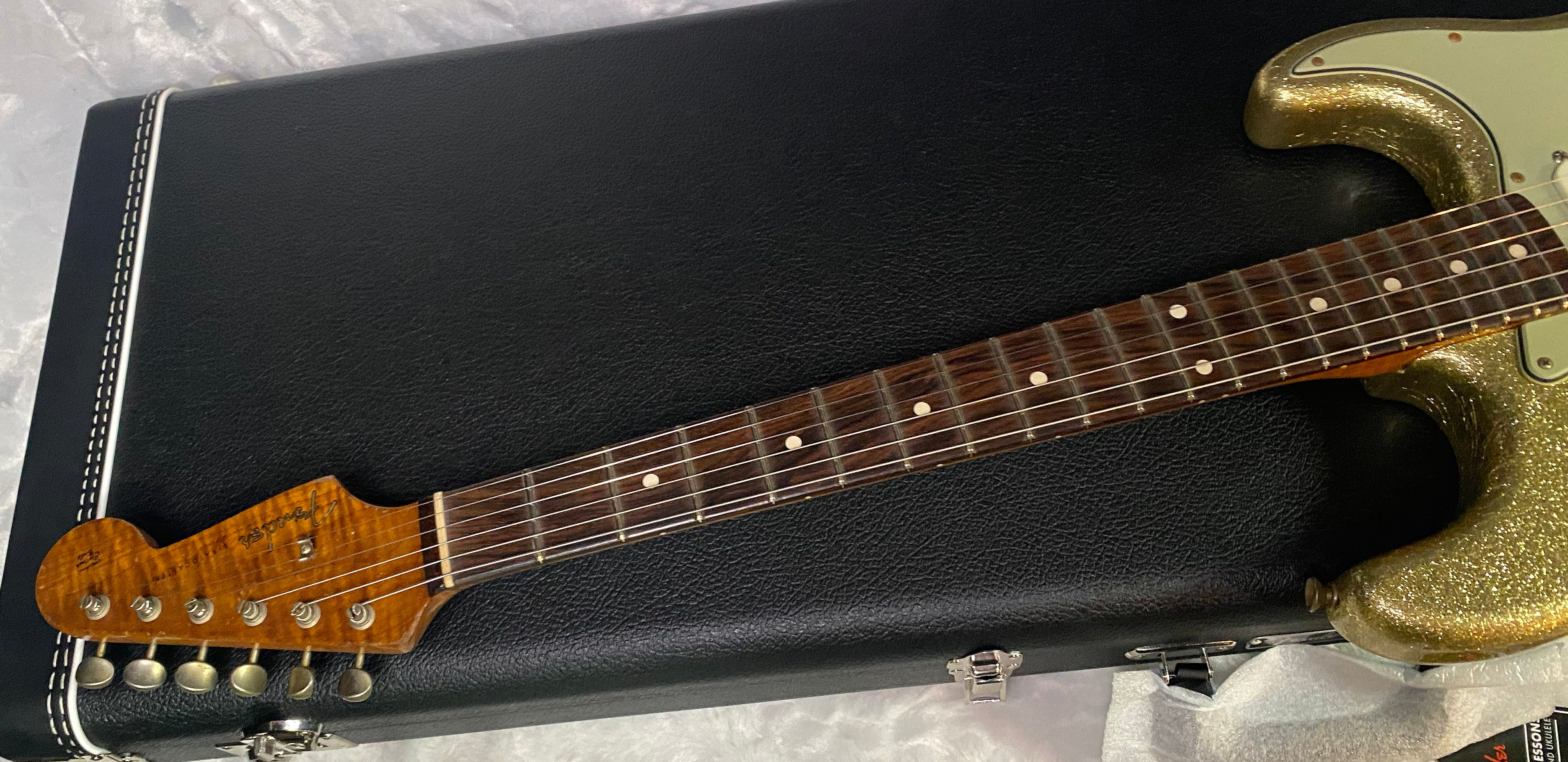 NEW! Fender 59 Stratocaster Custom Shop Relic Masterbuilt Dennis Galuska Brazilian Fretboard - Gold Sparkle - 7.5lbs - Authorized Dealer - G03177