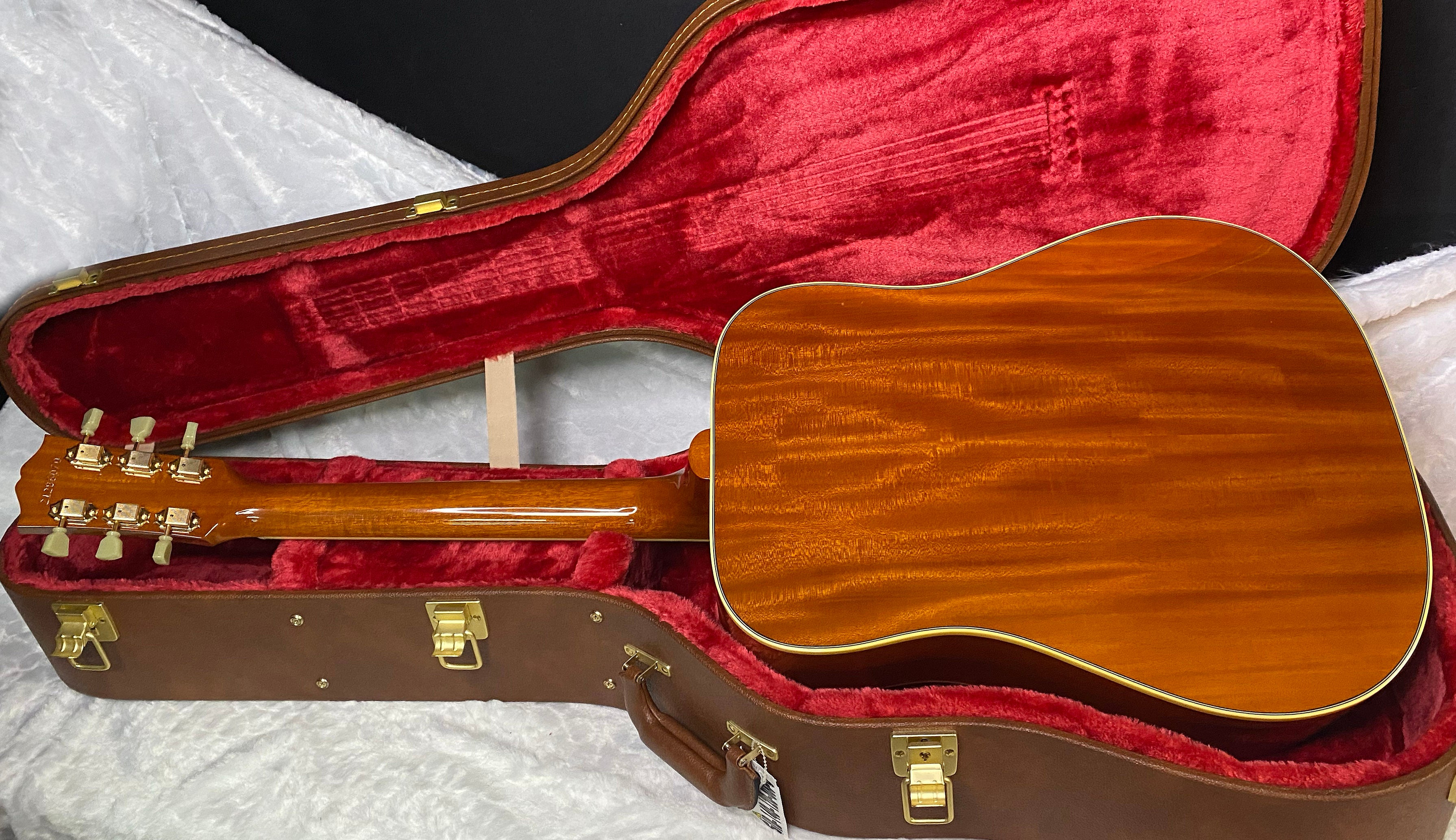NEW! Gibson Hummingbird Original Heritage Cherry Sunburst 4.3 lbs - Authorized Dealer! G07191