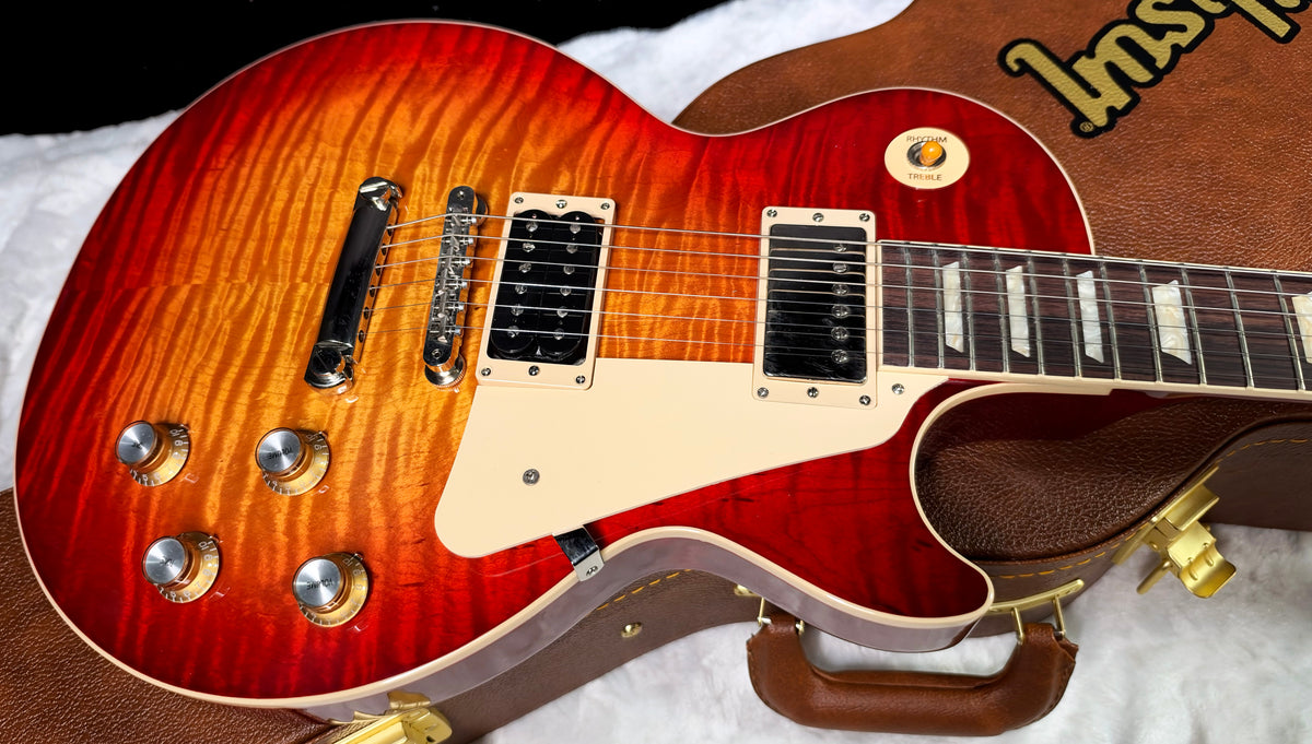 NEW ! Gibson Les Paul Standard '60s - AAA Flame - Factory Sunburst (custom shop finish) - Bizarre Guitar Limited Edition - Only 8.8lbs - Authorized Dealer - G7948