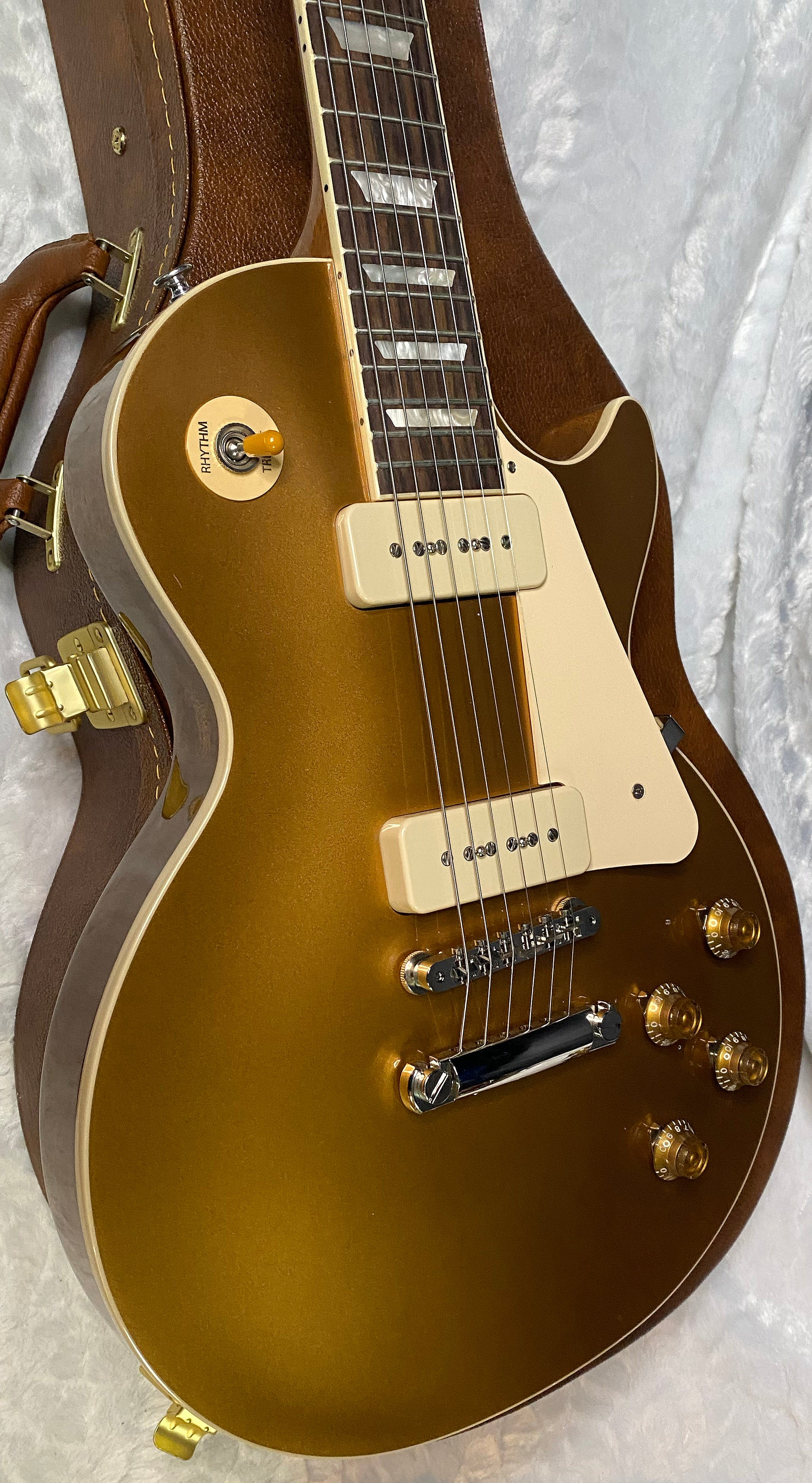 NEW! Gibson Les Paul Standard '50s P-90 - Gold Top - Authorized Dealer - 9.7 lbs - G07176