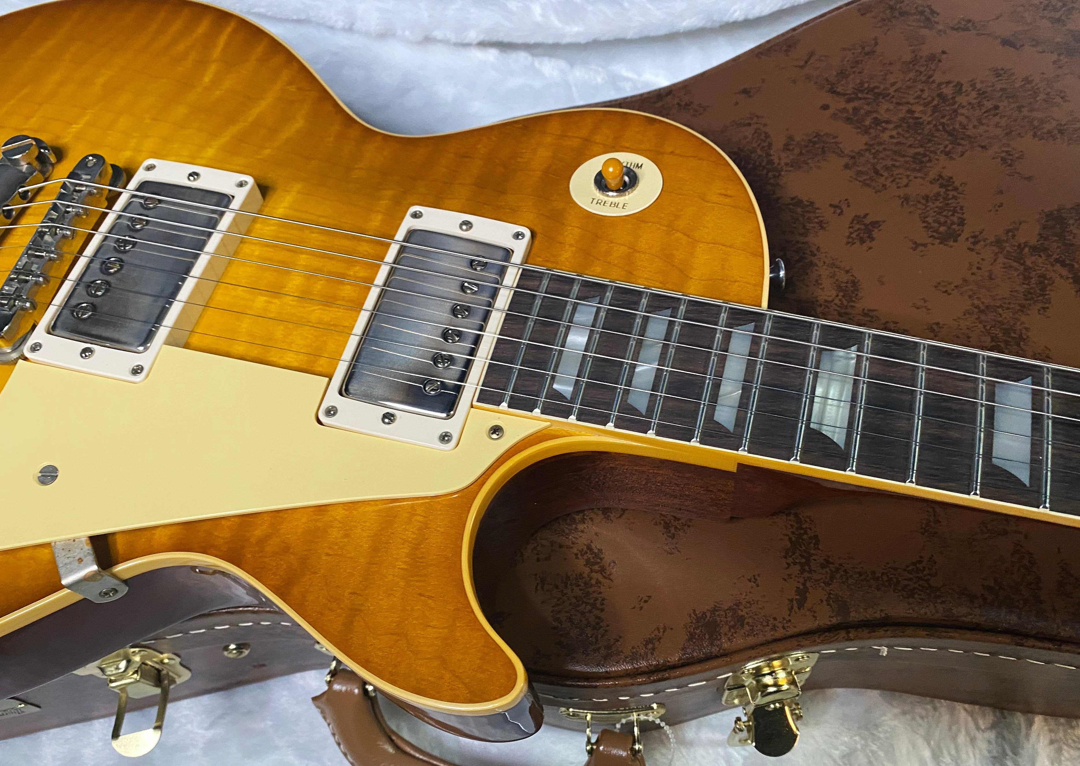 NEW ! Gibson Custom Shop 1959 Les Paul - Golden Poppy Burst - Authorized Dealer - Hand Picked Curly Maple Flame Top - VOS - 8.8 lbs - G07184