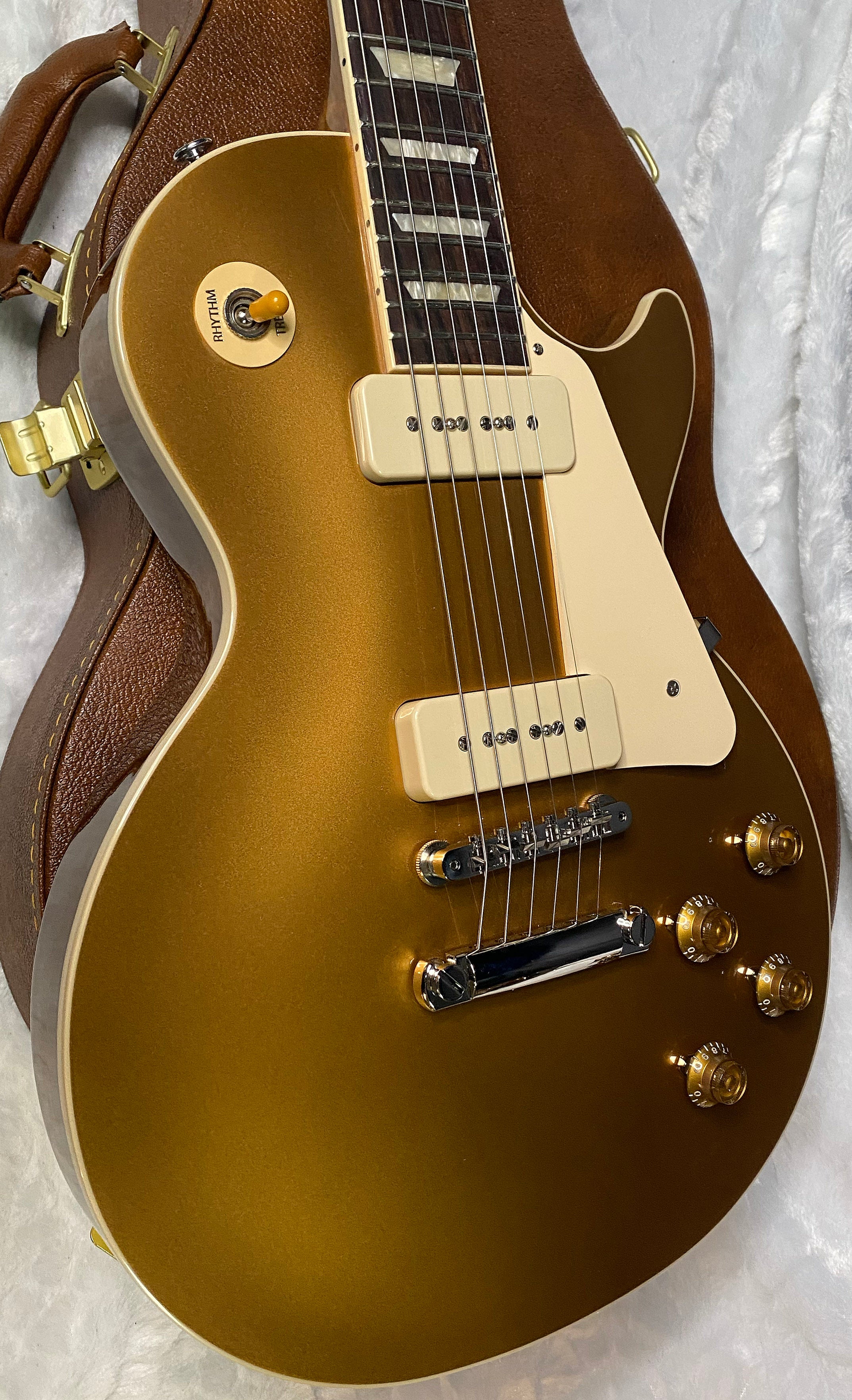 NEW! Gibson Les Paul Standard '50s P-90 - Gold Top - Authorized Dealer - 10 lbs - G07169