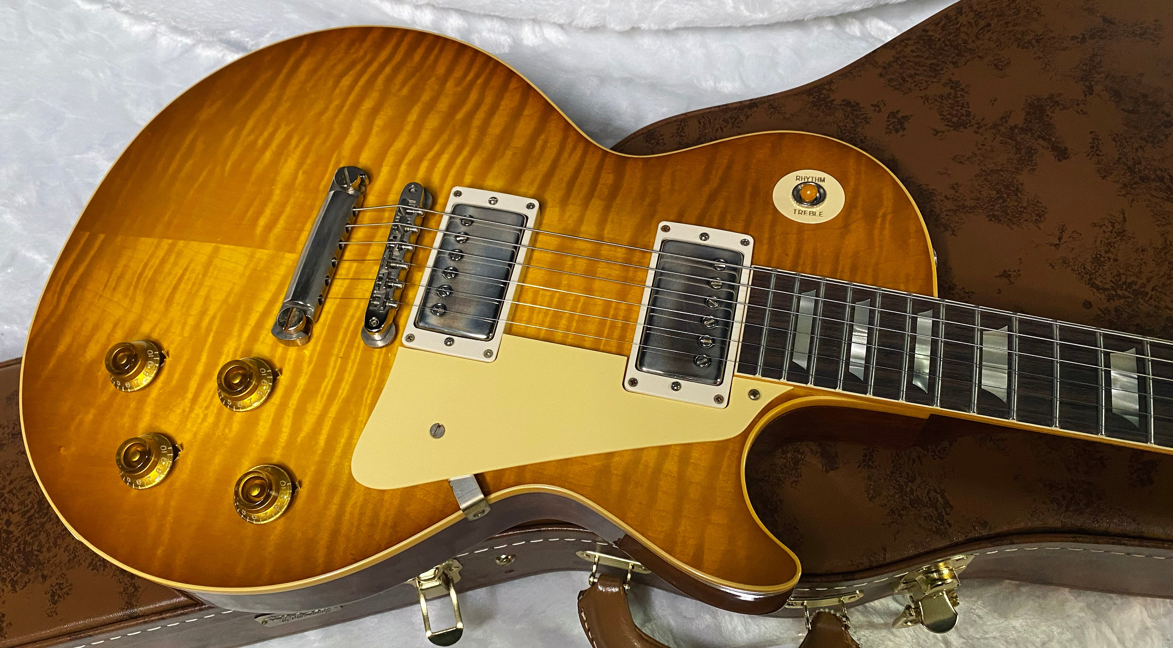 NEW ! Gibson Custom Shop 1959 Les Paul - Golden Poppy Burst - Authorized Dealer - Hand Picked Curly Maple Flame Top - VOS - 8.6 lbs - G07179