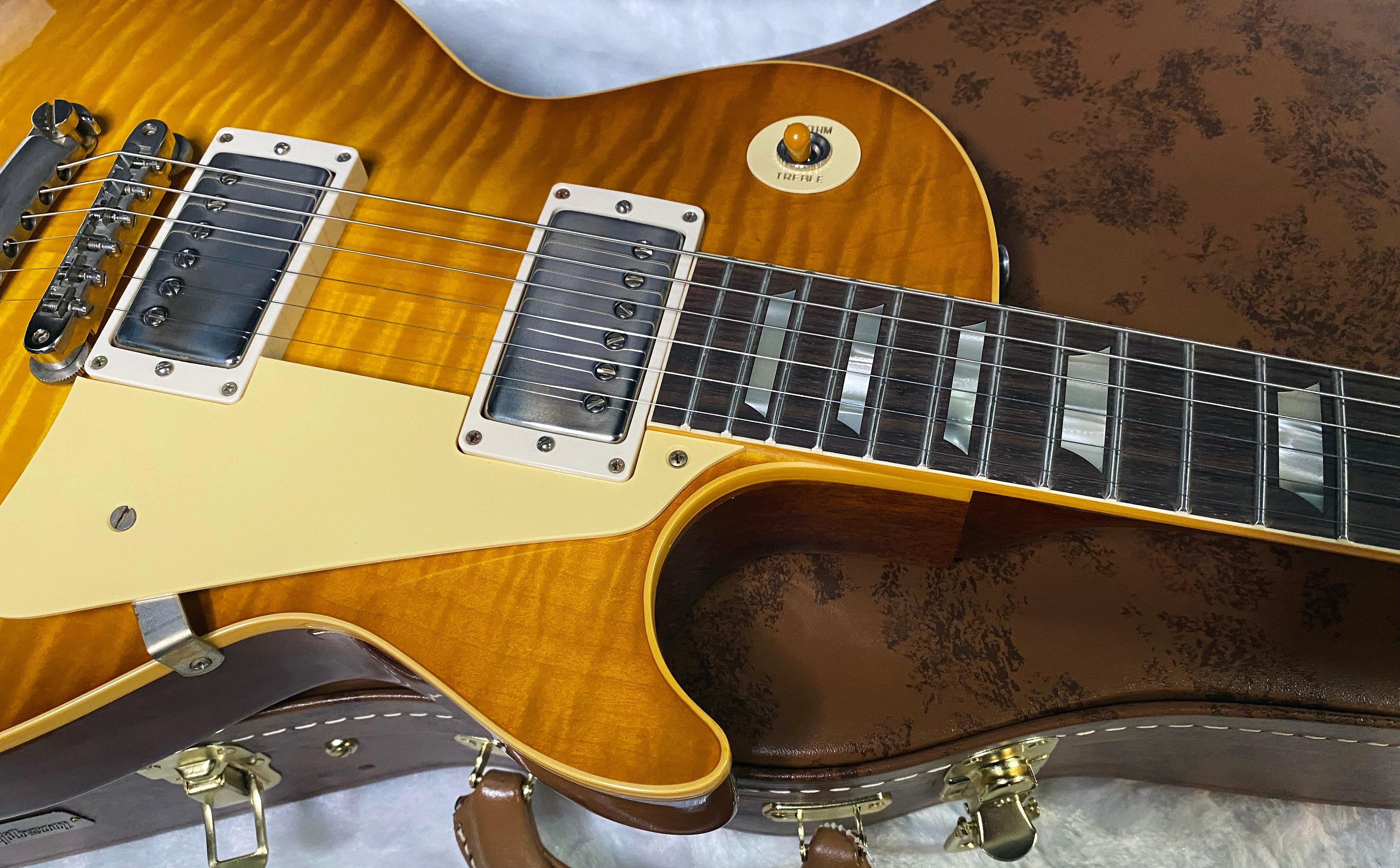 NEW ! Gibson Custom Shop 1959 Les Paul - Golden Poppy Burst - Authorized Dealer - Hand Picked Curly Maple Flame Top - VOS - 8.6 lbs - G07179