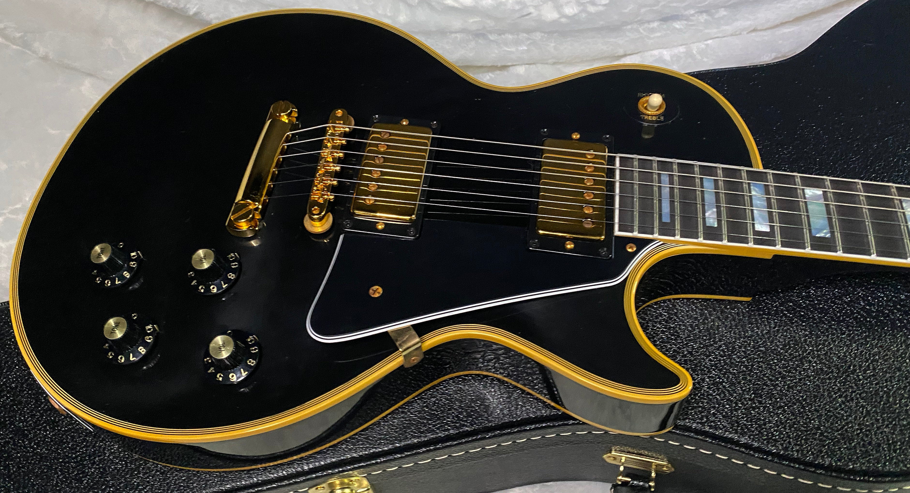 NEW! Gibson Custom Shop Murphy Lab '68 Les Paul Custom Reissue Ultra Light Aged Ebony Authorized Dealer - 9.2 lbs - G06602