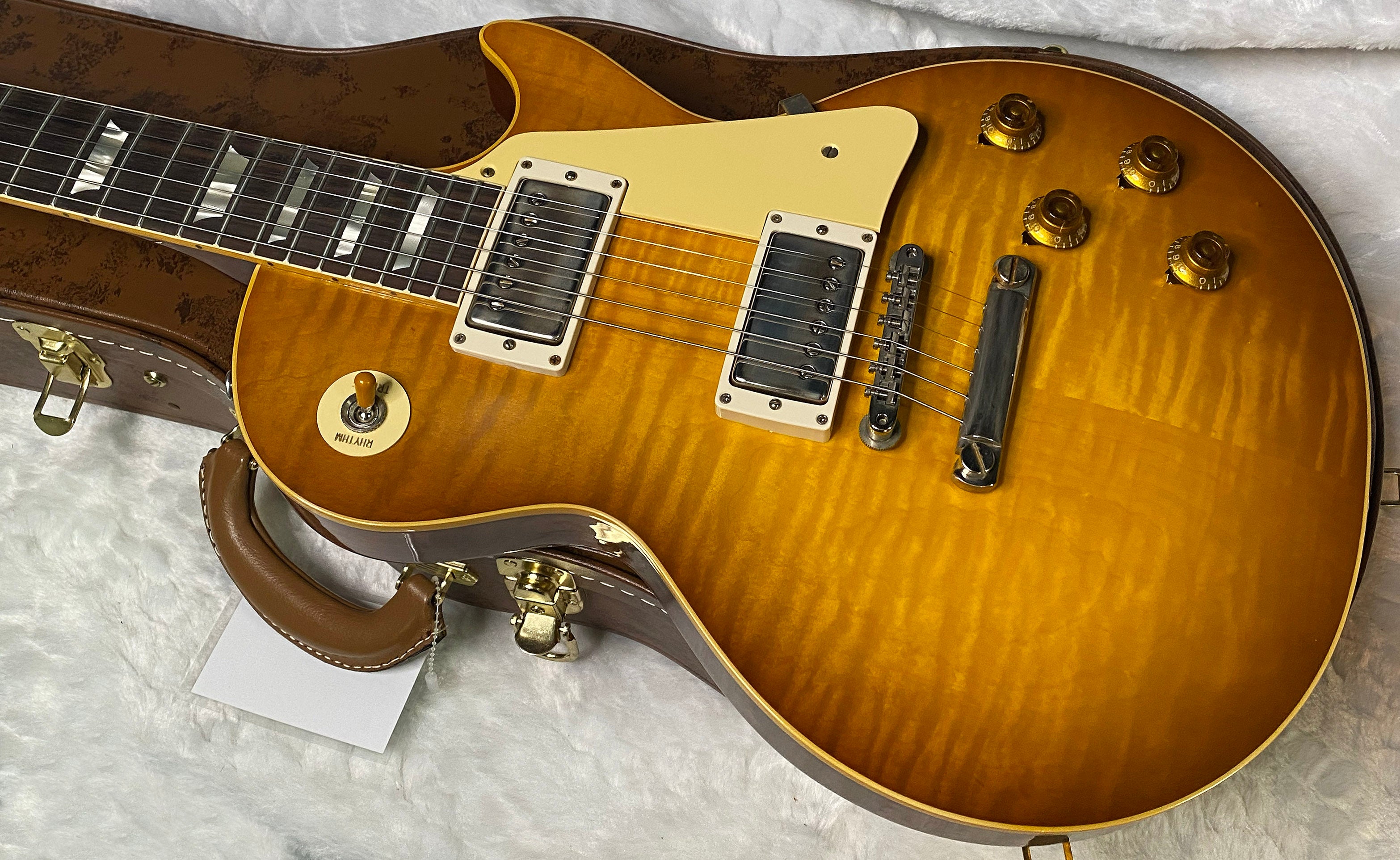 NEW ! Gibson Custom Shop 1959 Les Paul - Golden Poppy Burst - Authorized Dealer - Hand Picked Curly Maple Flame Top - VOS - 8.6 lbs - G07179
