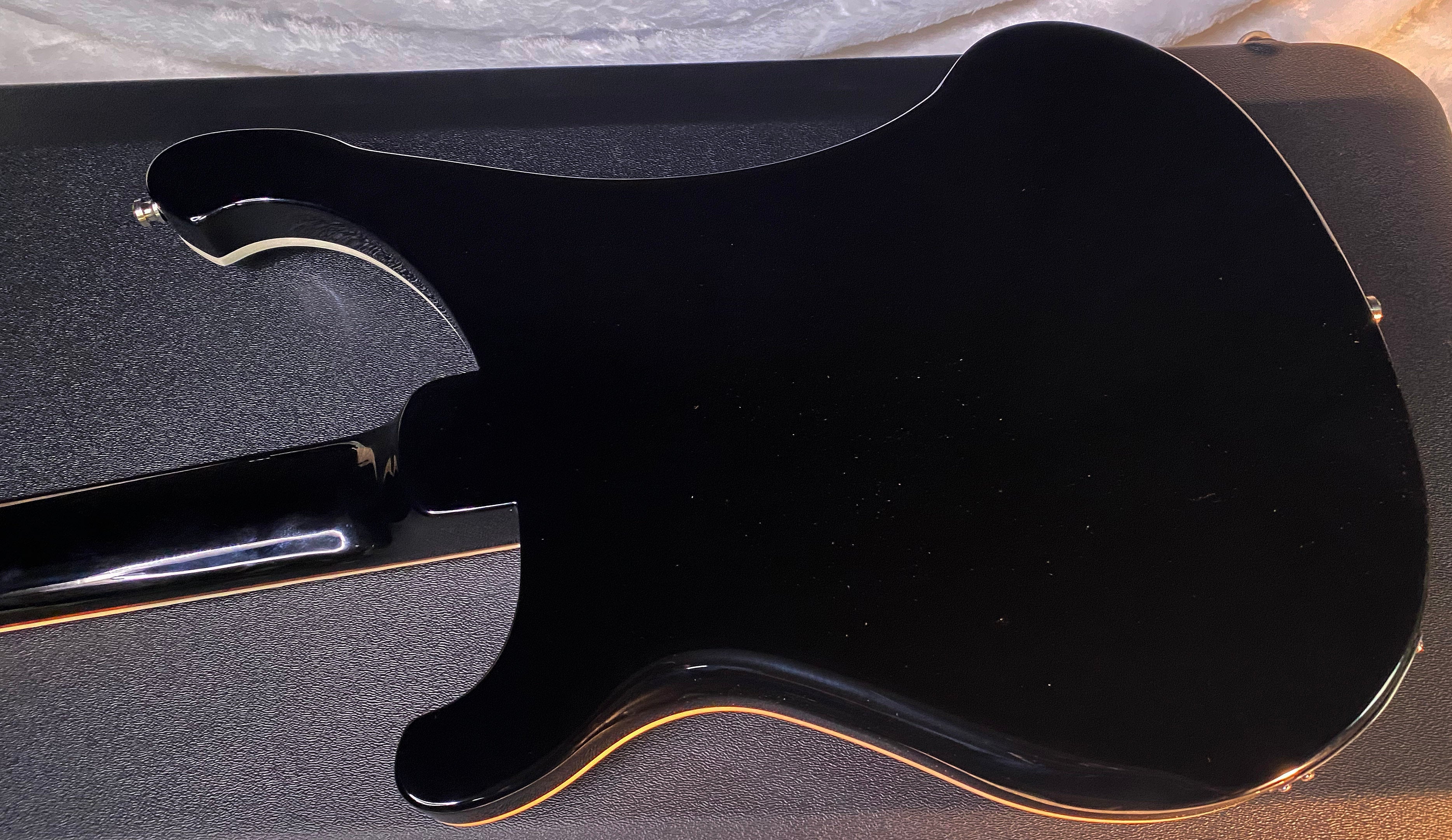 NEW! Rickenbacker 4003 Jetglo Jet Glo JG - 4-String Bass - Authorized Dealer - 9.9 lbs - G06588