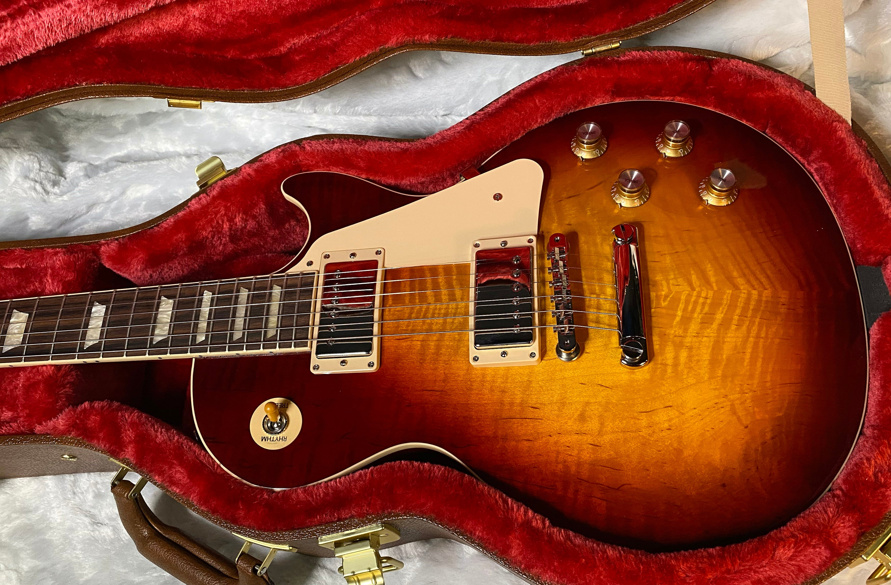 NEW! Gibson Les Paul Standard '60s Bourbon Burst - Authorized Dealer - 9.2 lbs - G05803
