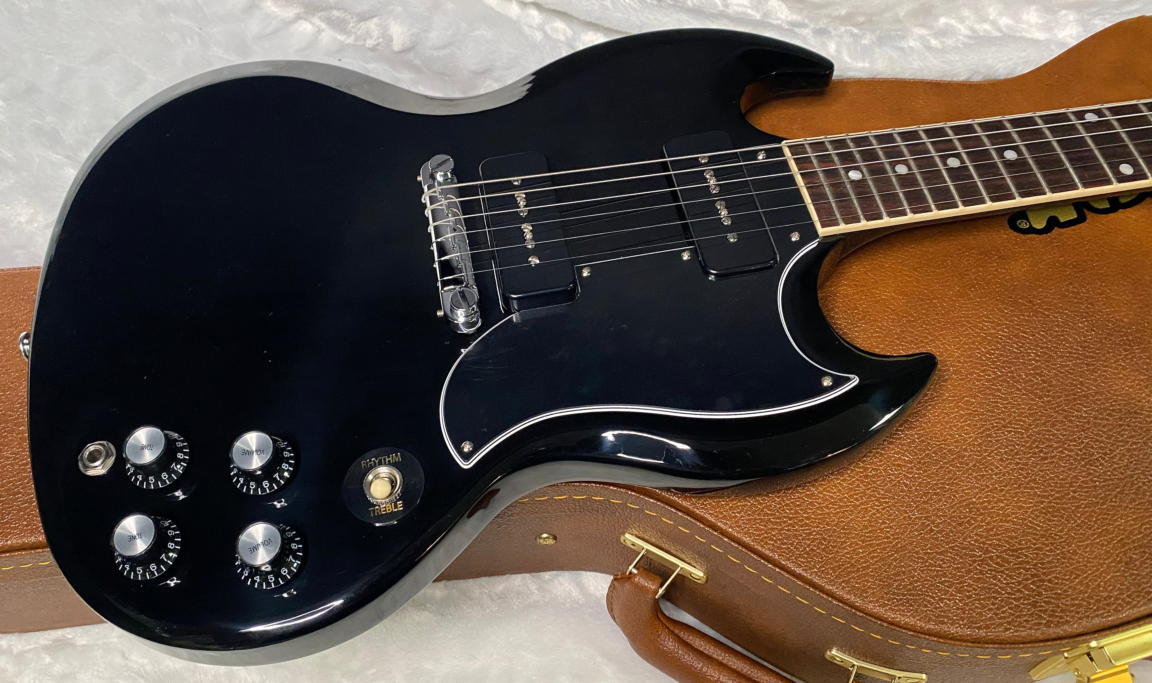 NEW! Gibson SG Special - Ebony Finish - Only 6.2 lbs - Authorized Dealer - P-90's - G07172