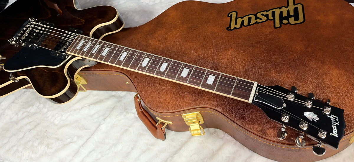 NEW ! Gibson ES-335 60s Semi-hollowbody Electric Guitar - Dark Walnut - Authorized Dealer - 7.8 lbs - G07996
