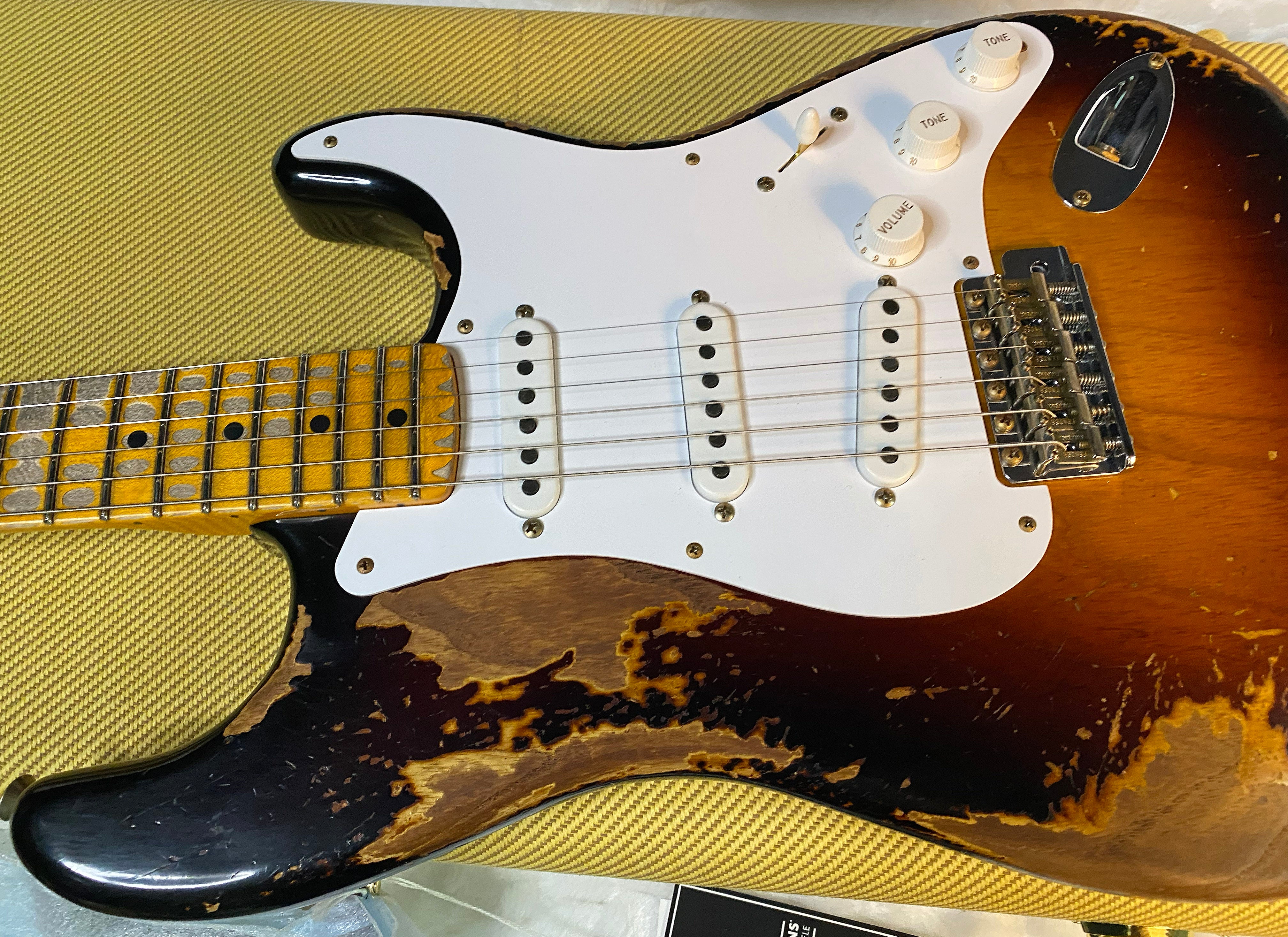 NEW Fender Limited Edition 70th Anniversary 1954 Stratocaster - Super Heavy Relic - Wide-Fade 2-Color Sunburst - Authorized Dealer - 7lbs - G05121