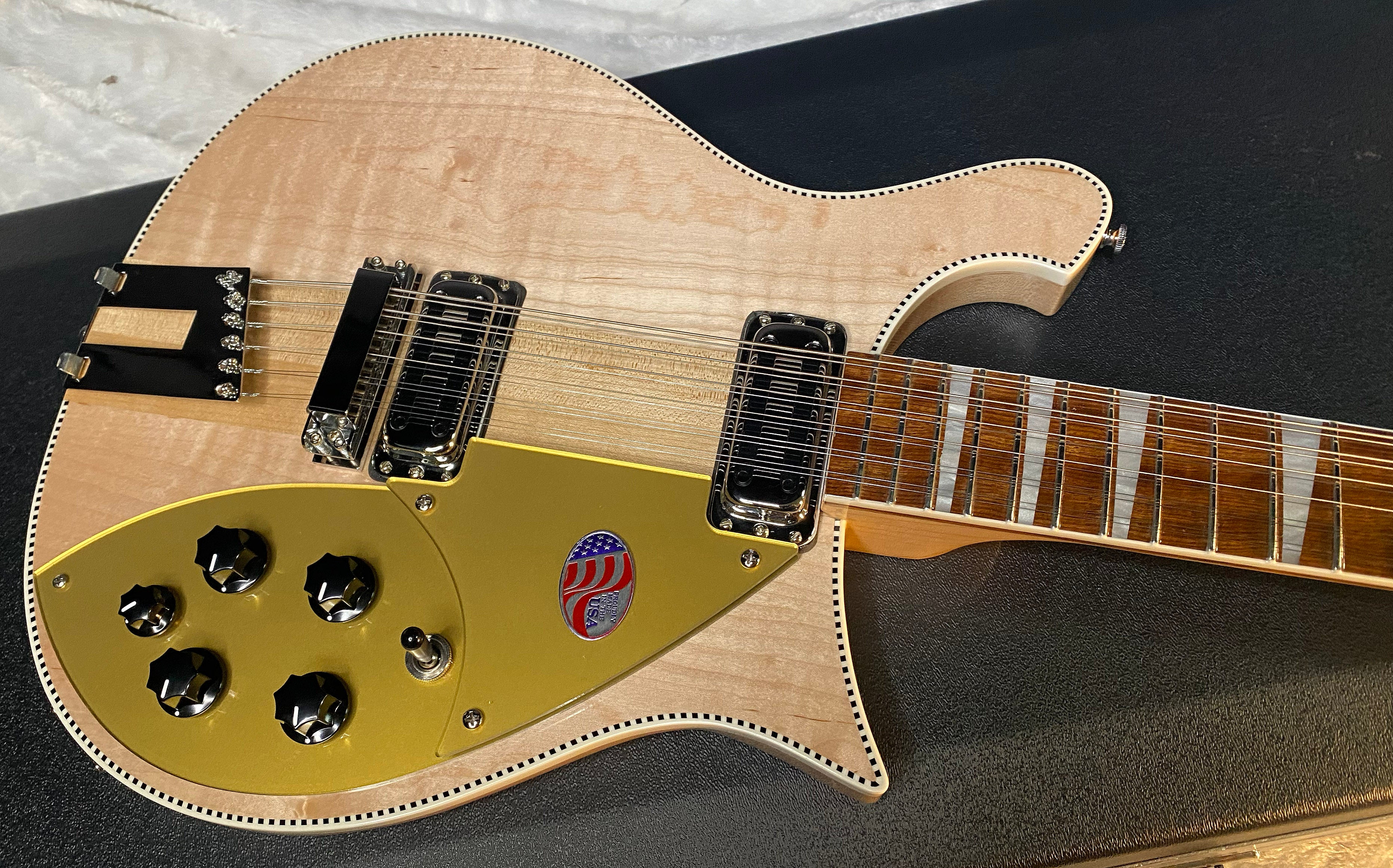 NEW! Rickenbacker 660/12 Maple Glo MG 7.7 lbs - Authorized Dealer - In Stock Ready to Ship- G06613