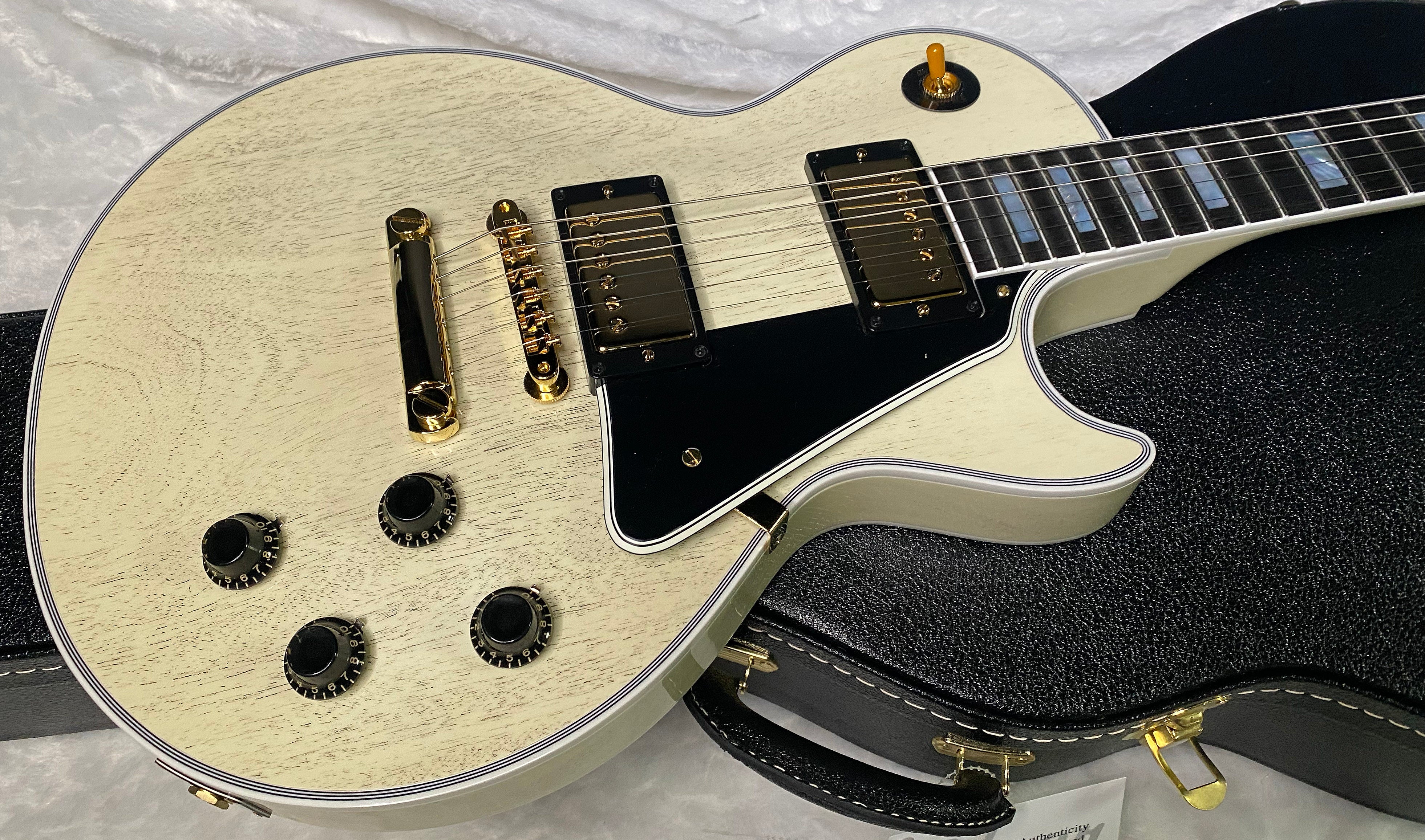 NEW! Gibson Les Paul Custom 1957 Reissue VOS - Custom Ordered in TV White - Custom Shop - ONLY 8.25 lbs - Authorized Dealer - G06598