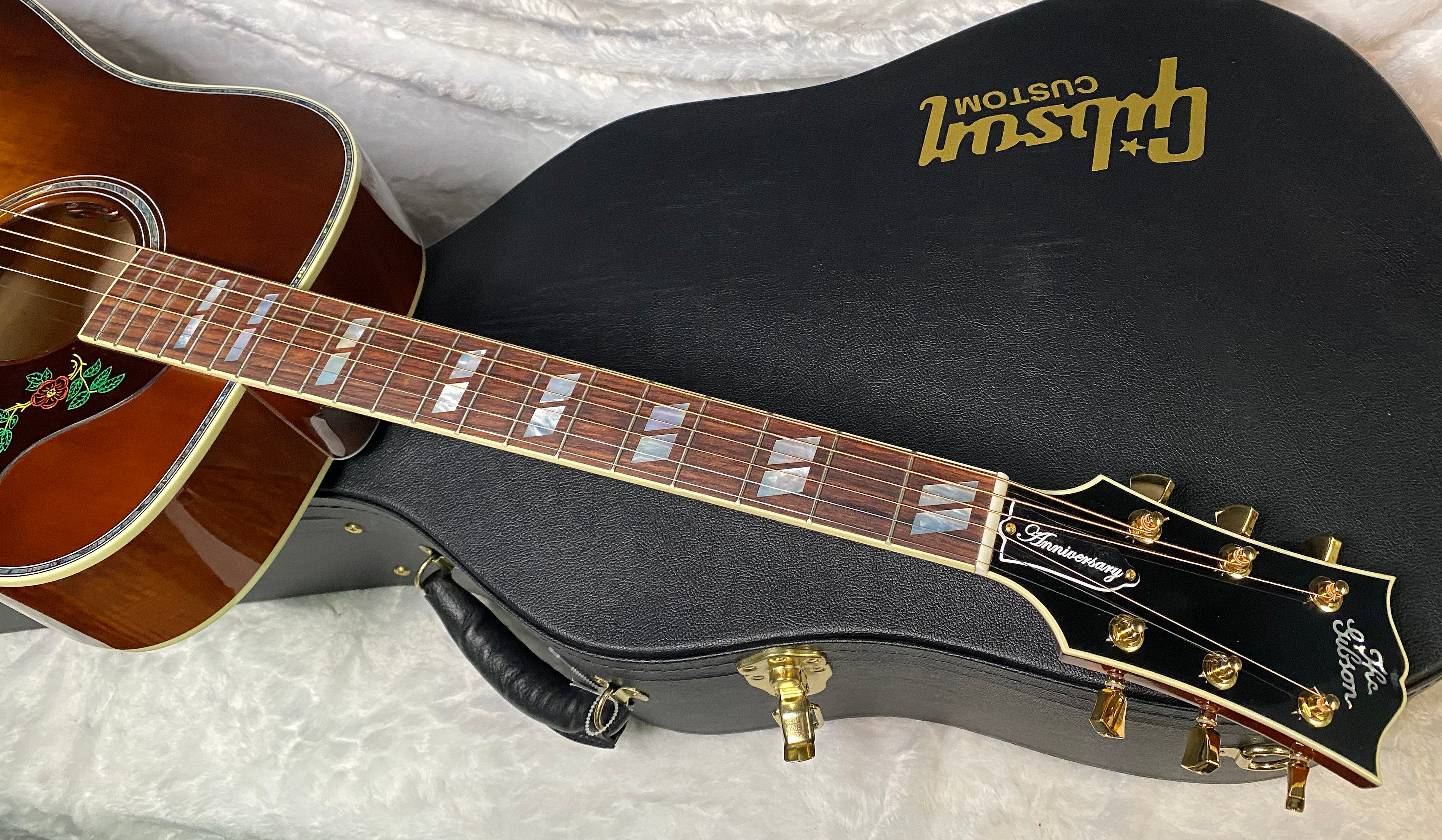 NEW! Gibson Custom Shop Dove Anniversary Limited Edition Acoustic-Electric - Cremona Burst - 5.3lbs - Authorized Dealer - G07201