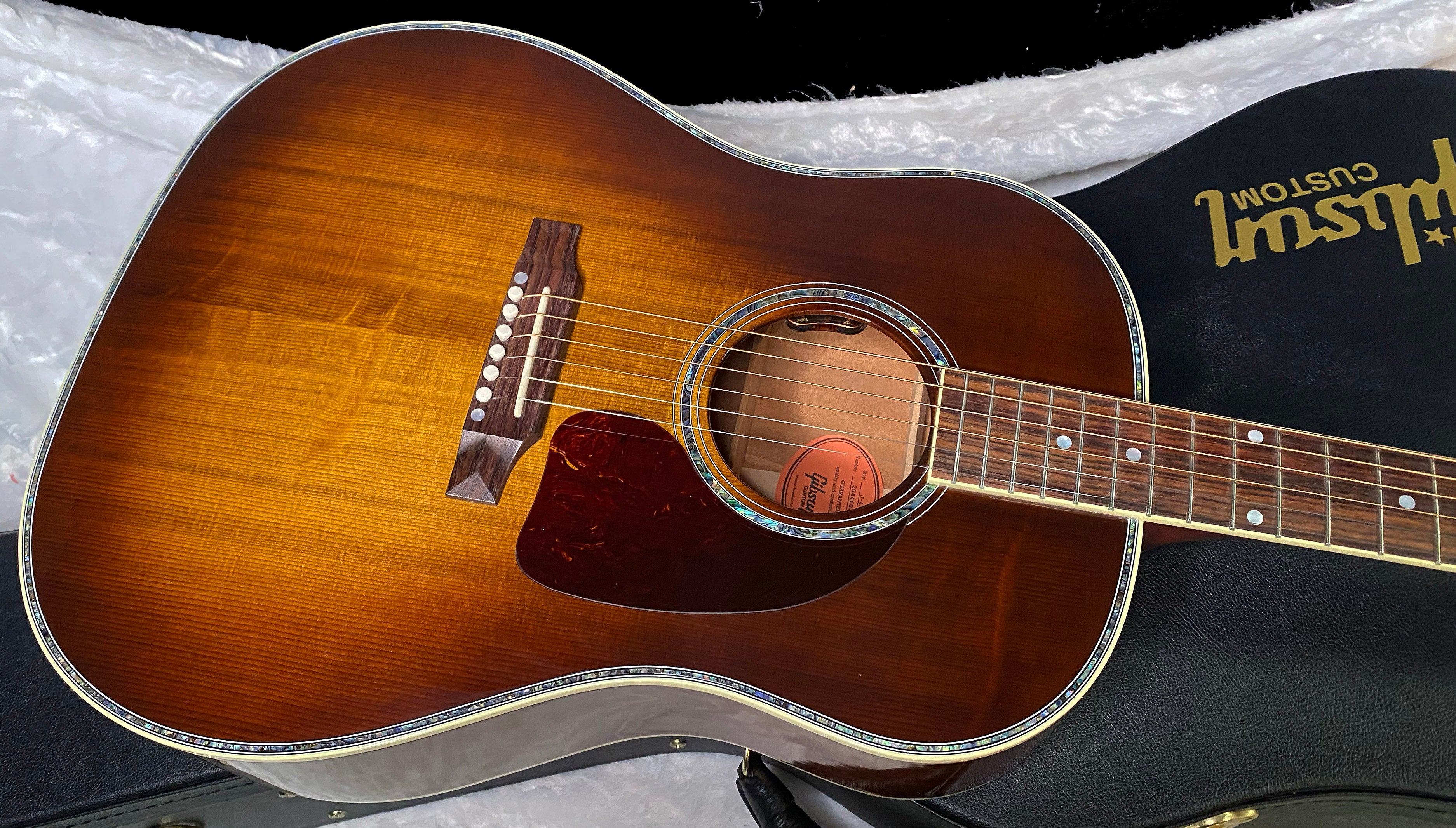 NEW! Gibson Acoustic J-45 Anniversary Limited Edition Acoustic-Electric Guitar - Custom Shop - Cremona Burst - 4.35lbs - Authorized Dealer - G07199