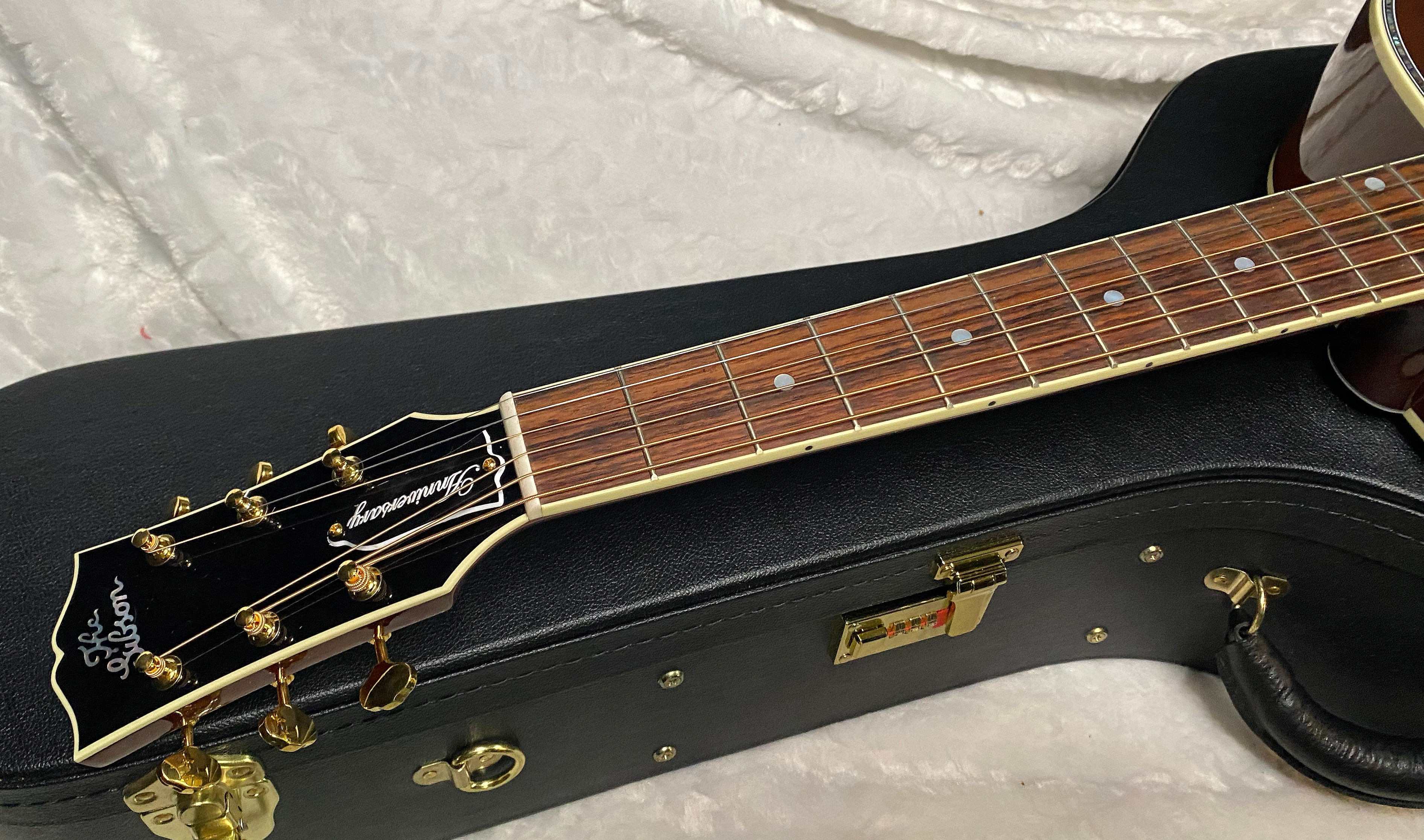 NEW! Gibson Acoustic J-45 Anniversary Limited Edition Acoustic-Electric Guitar - Custom Shop - Cremona Burst - 4.35lbs - Authorized Dealer - G07199