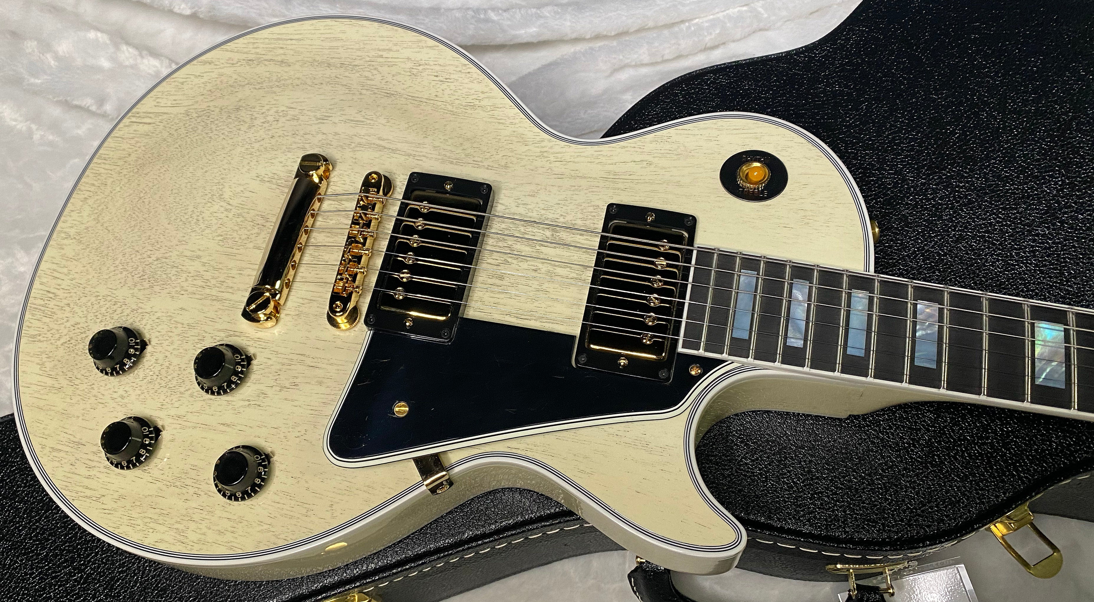 NEW! Gibson Les Paul Custom 1957 Reissue VOS - Custom Ordered in TV White - Custom Shop - ONLY 8.8 lbs - Authorized Dealer - G06610