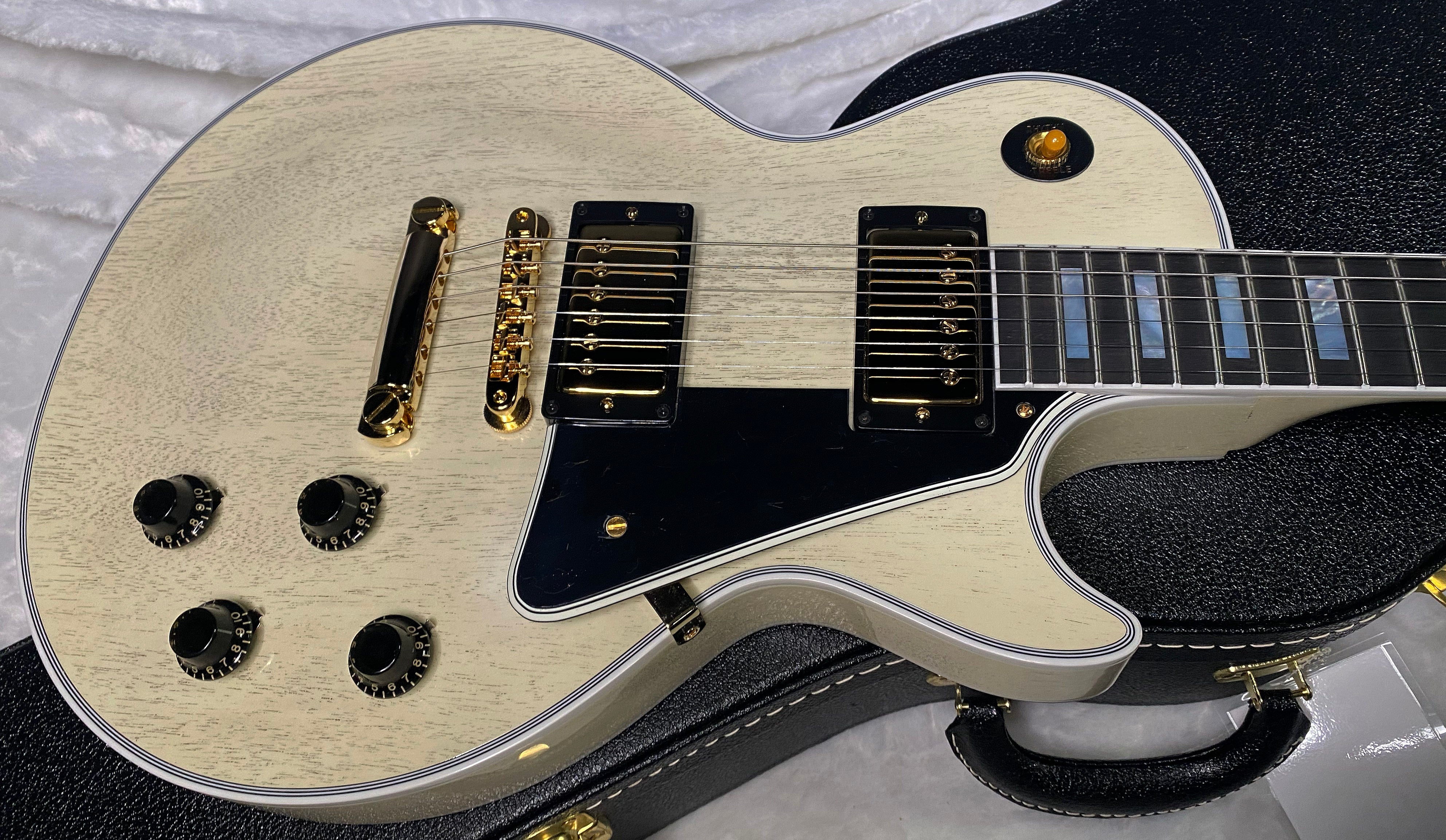 NEW! Gibson Les Paul Custom 1957 Reissue VOS - Custom Ordered in TV White - Custom Shop - ONLY 8.8 lbs - Authorized Dealer - G06610
