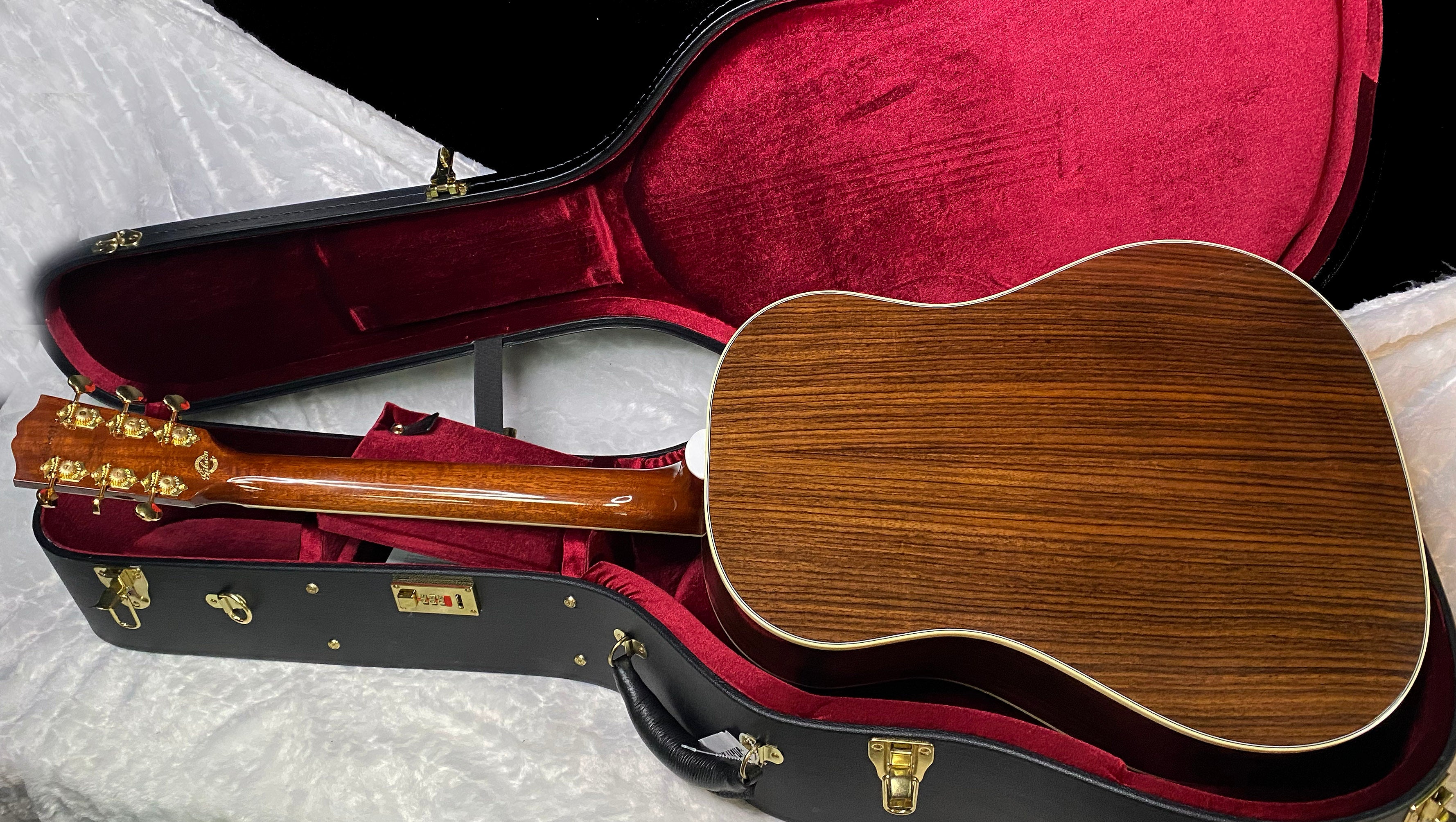 NEW! Gibson Custom Shop Advanced Jumbo Anniversary Limited Edition Acoustic-Electric Guitar - Cremona Burst - 4.45llbs - G07198