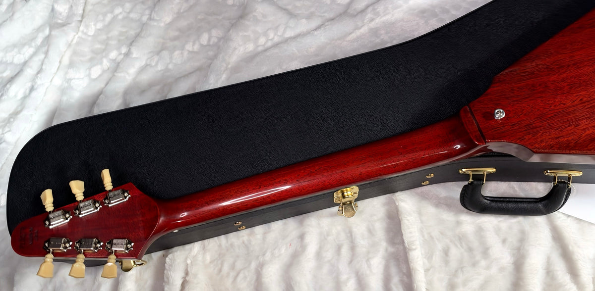 NEW! Gibson Custom 1971 Flying V Medallion Reissue Electric Guitar - Medallion Cherry - Authorized Dealer - Ultra RARE! Dealer Select - 6.4 lbs - G07900