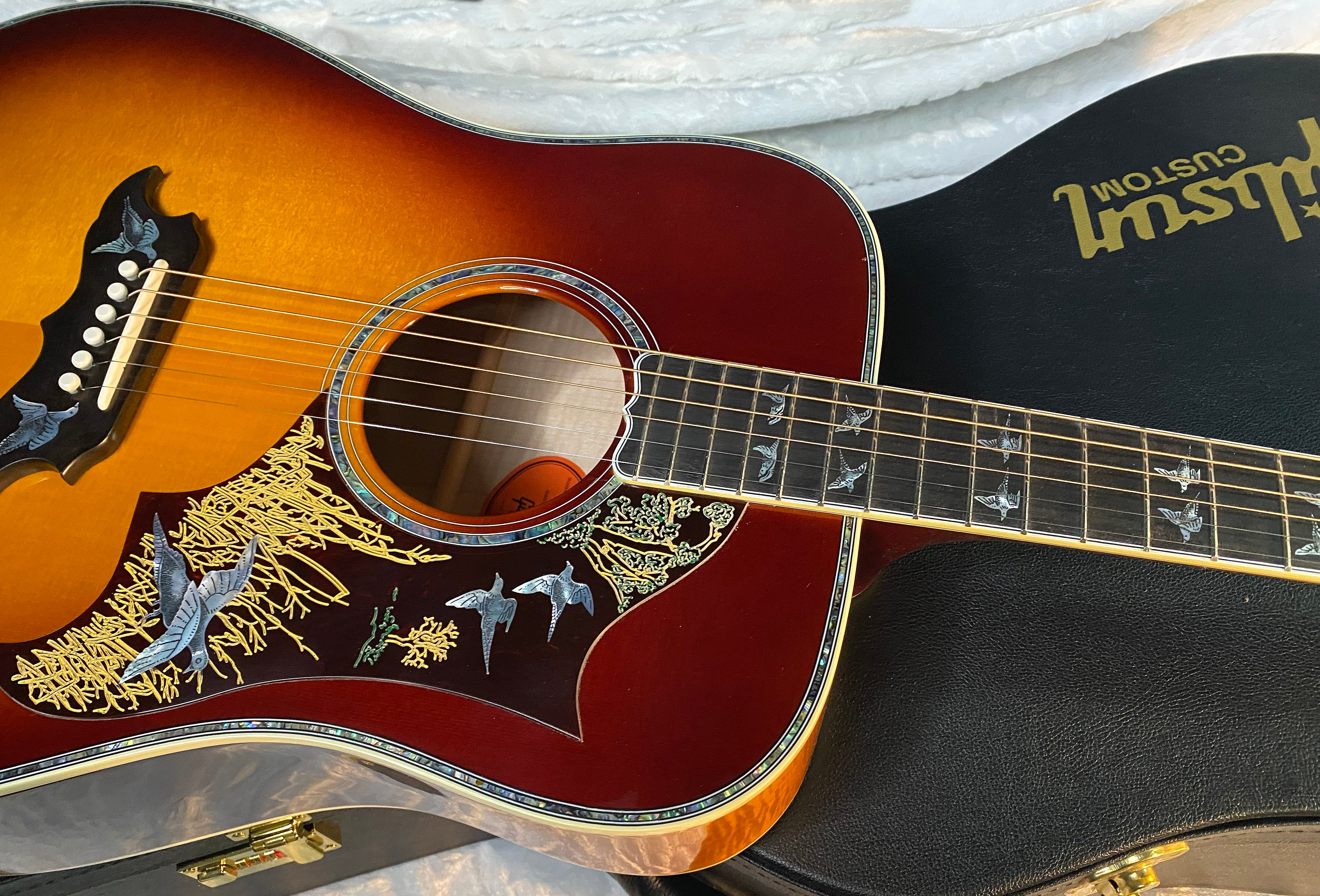 NEW! Gibson Custom Shop Dove - Doves In Flight - Made 2 Measure - Custom Ordered in Autumnburst Finish - Authorized Dealer - 5 lbs - G06614