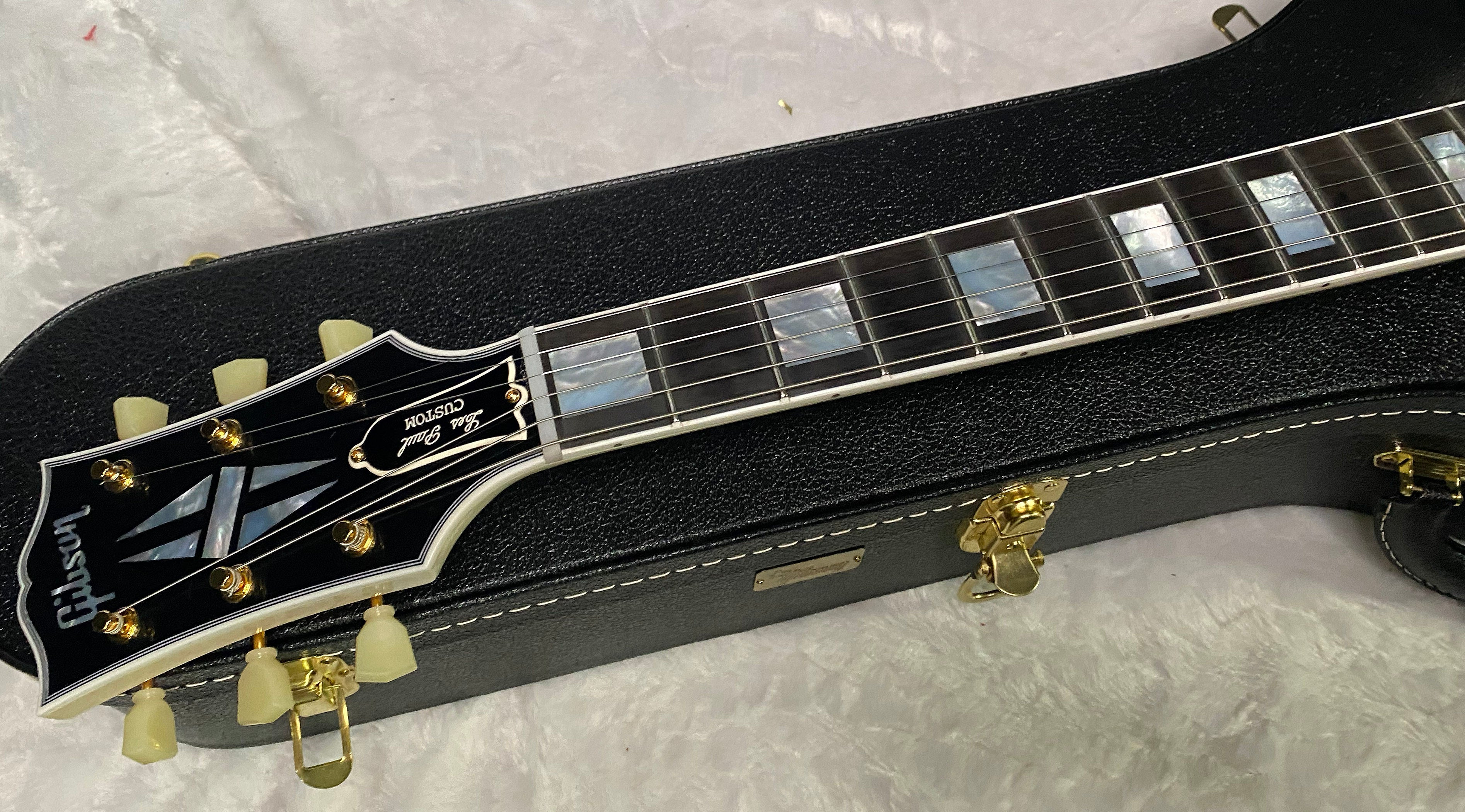 NEW! Gibson Les Paul Custom 1957 Reissue VOS - Custom Ordered in TV White - Custom Shop - 8.5 lbs - Authorized Dealer - G07213