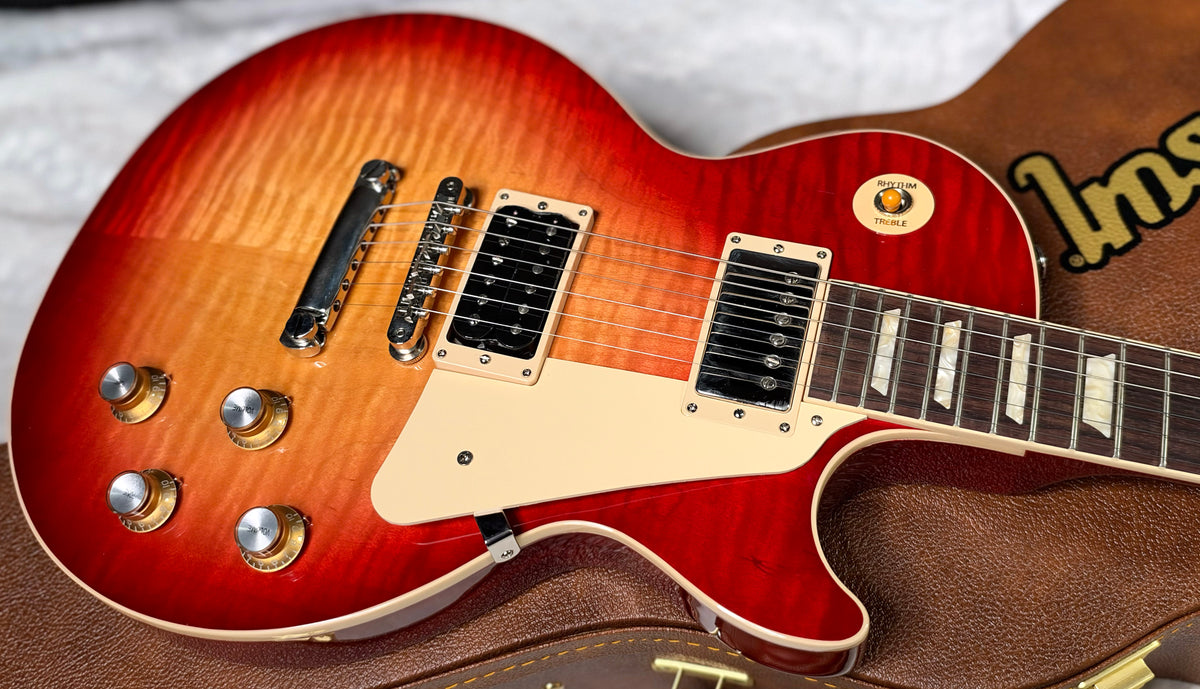 NEW ! Gibson Les Paul Standard '60s - AAA Flame - Factory Sunburst (custom shop finish) - Bizarre Guitar Limited Edition - Authorized Dealer - G07953
