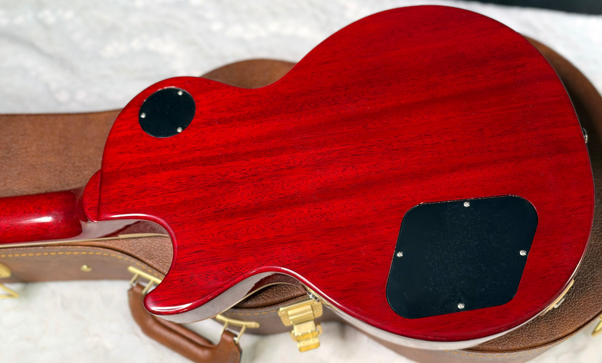 NEW ! Gibson Les Paul Standard '60s - AAA Flame - Factory Sunburst (custom shop finish) - Bizarre Guitar Limited Edition - Only 8.5lbs - Authorized Dealer - G7955