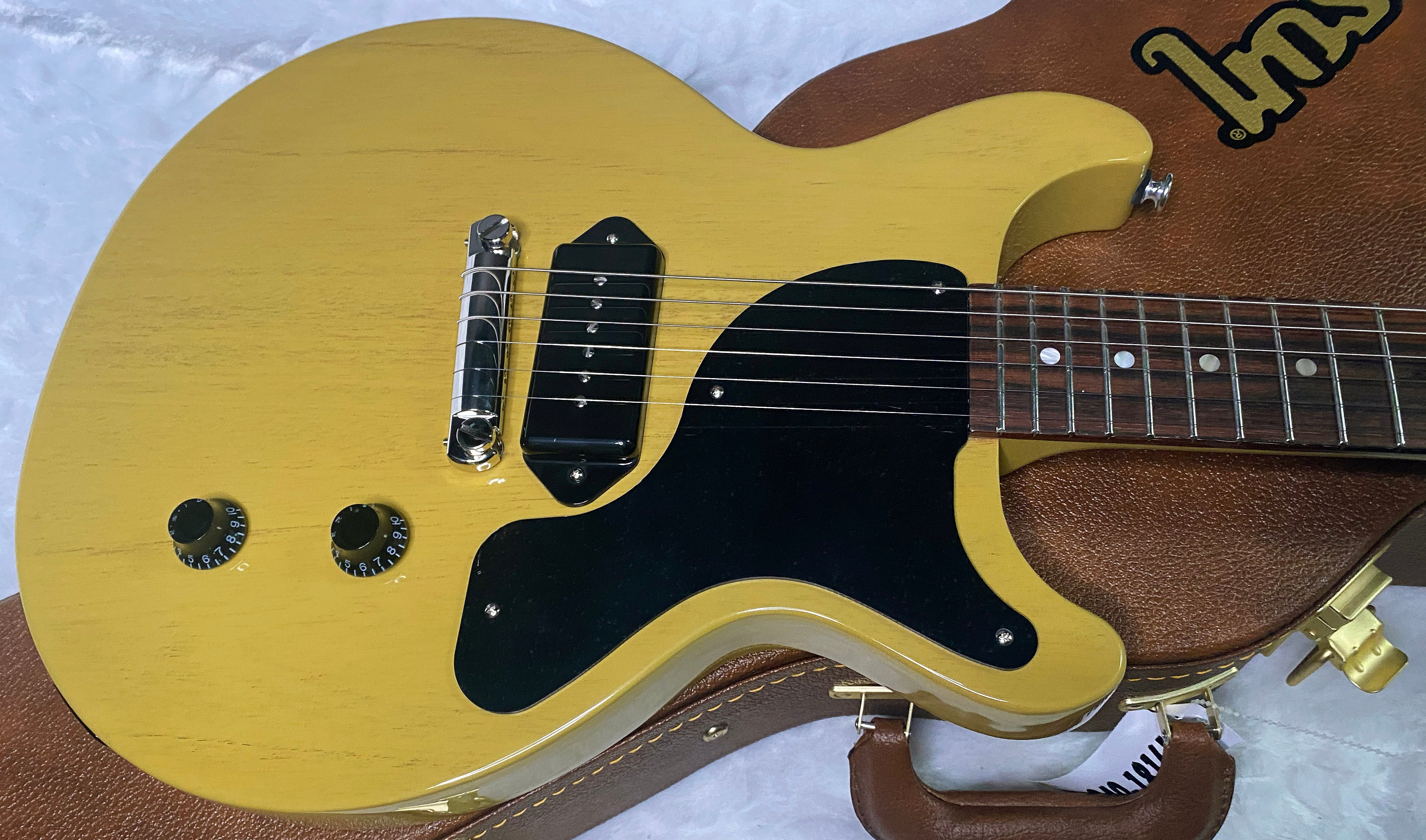 NEW! Gibson Les Paul Junior DC Double Cut - TV Yellow - Authorized Dealer - Only 6.9 lbs - G07218